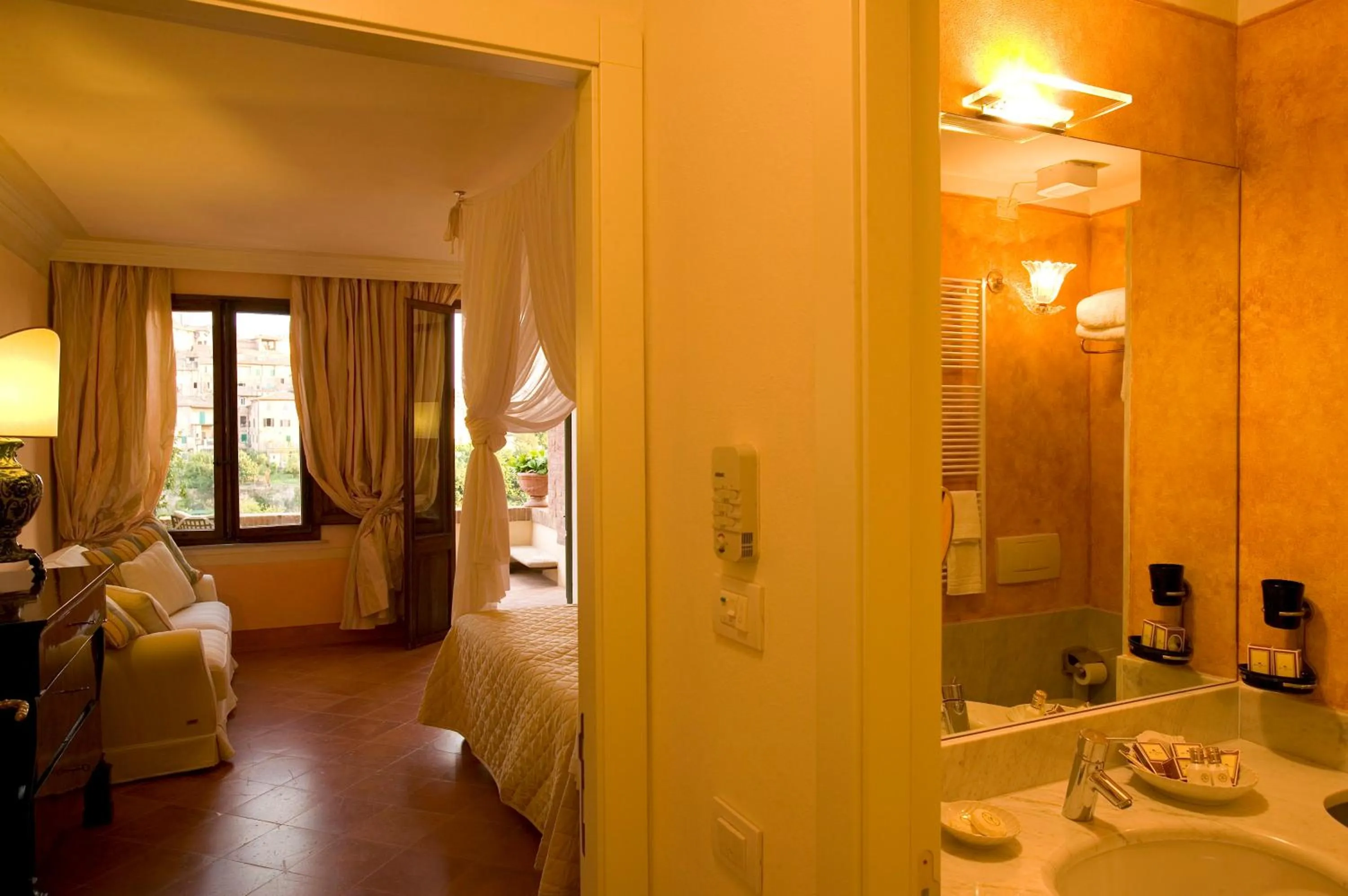 Bathroom in Residenza d'Epoca Campo Regio Relais