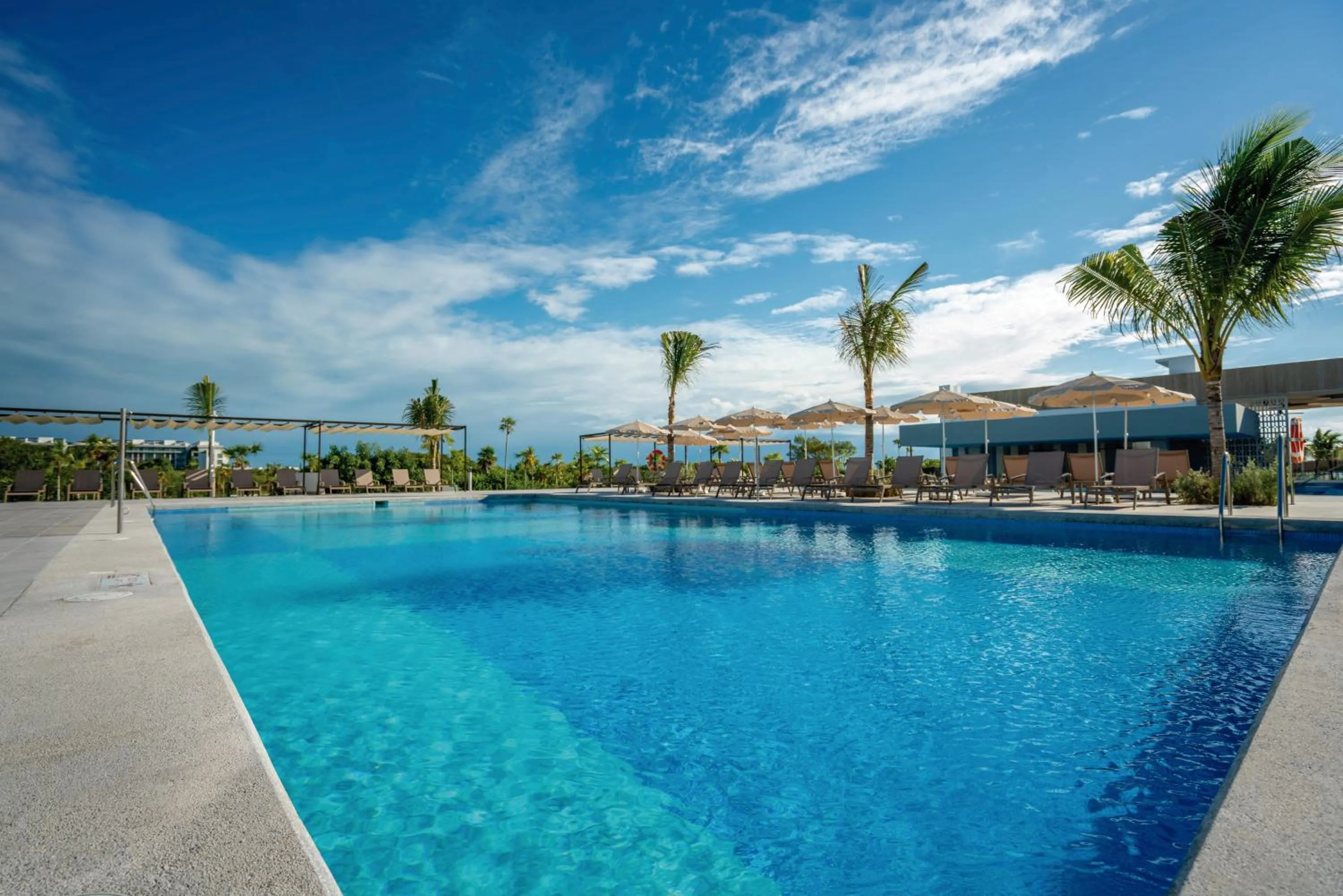 Swimming pool in Riu Latino - Adults Only - All Inclusive