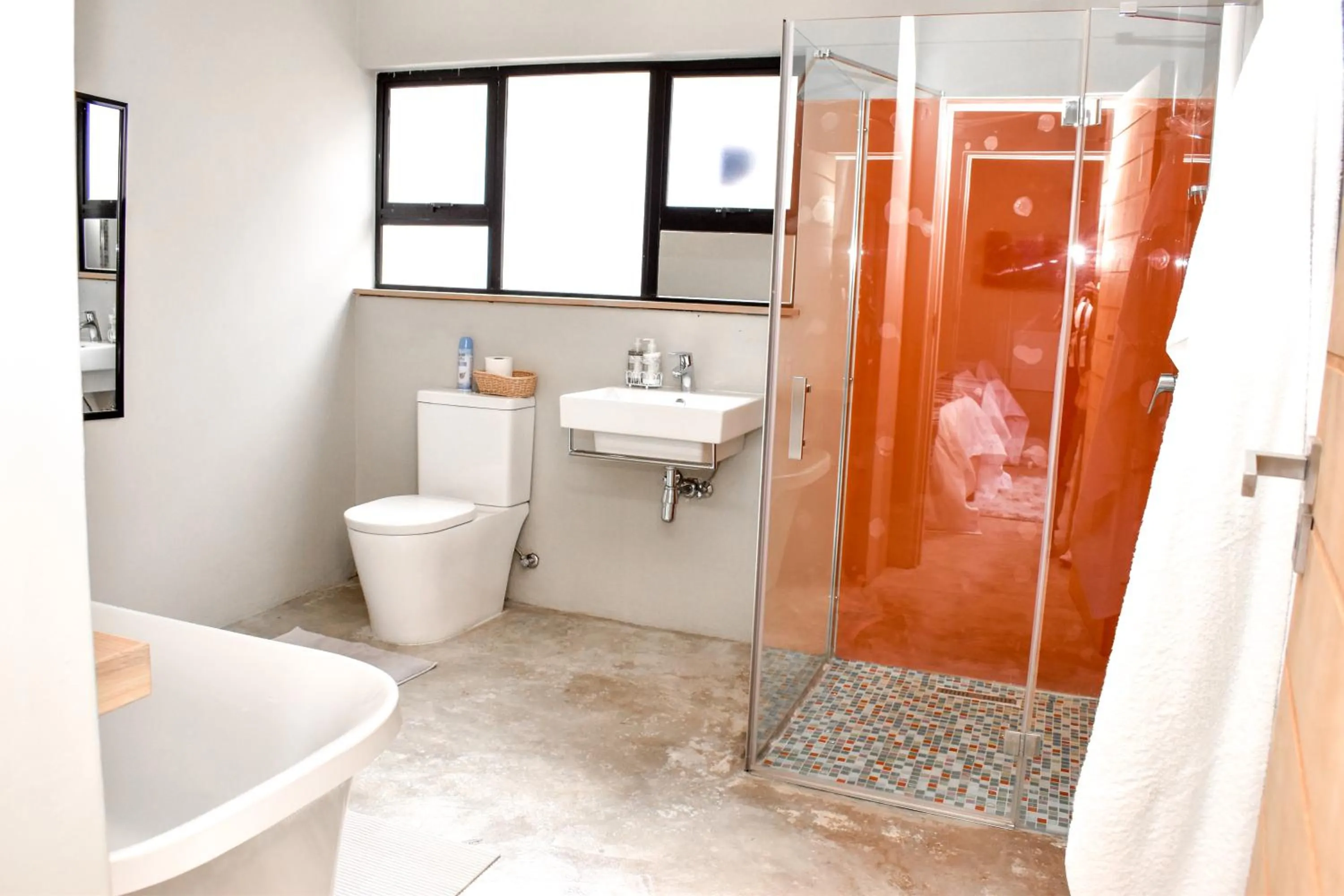 Shower in Amabwe Guesthouse