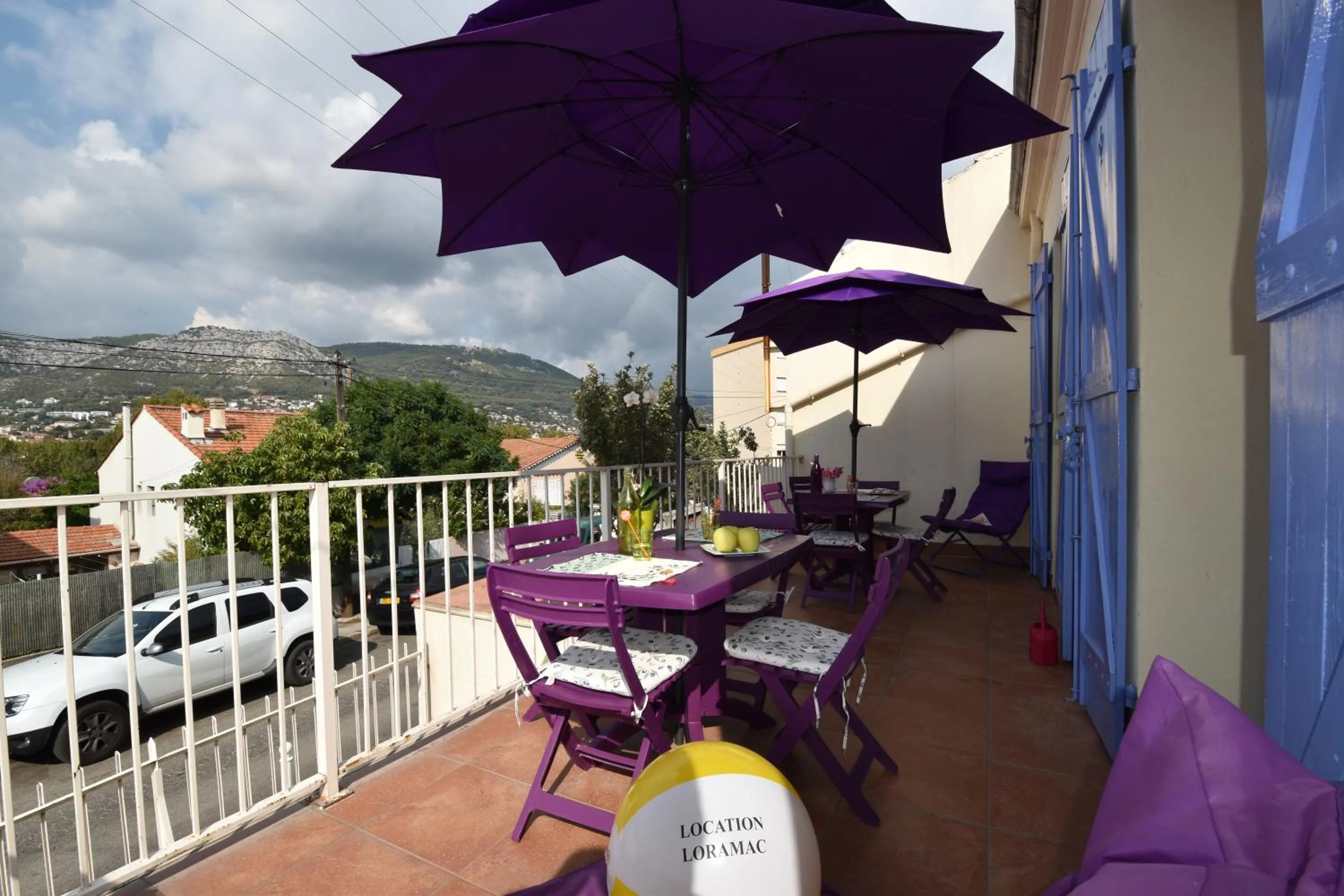 Property building in Villa le 180 cinq