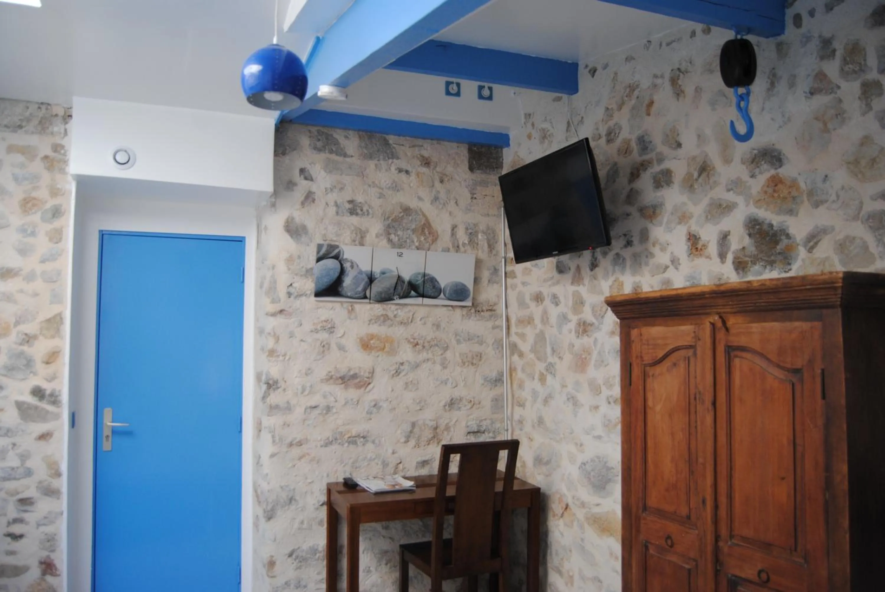 Photo of the whole room in Villa le 180 cinq