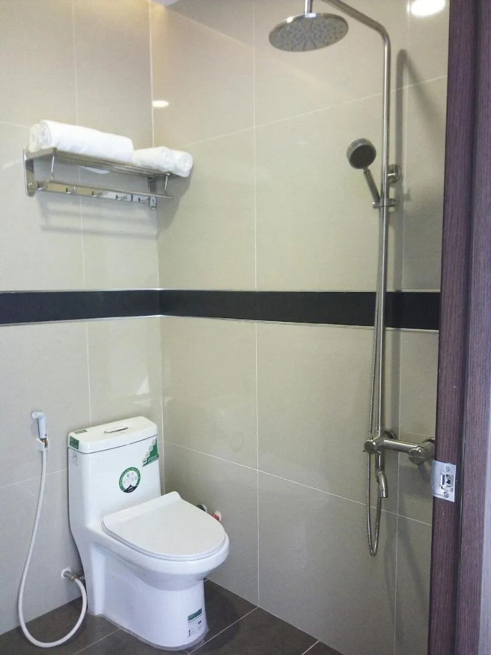 Shower in Hotel Hoa Nắng