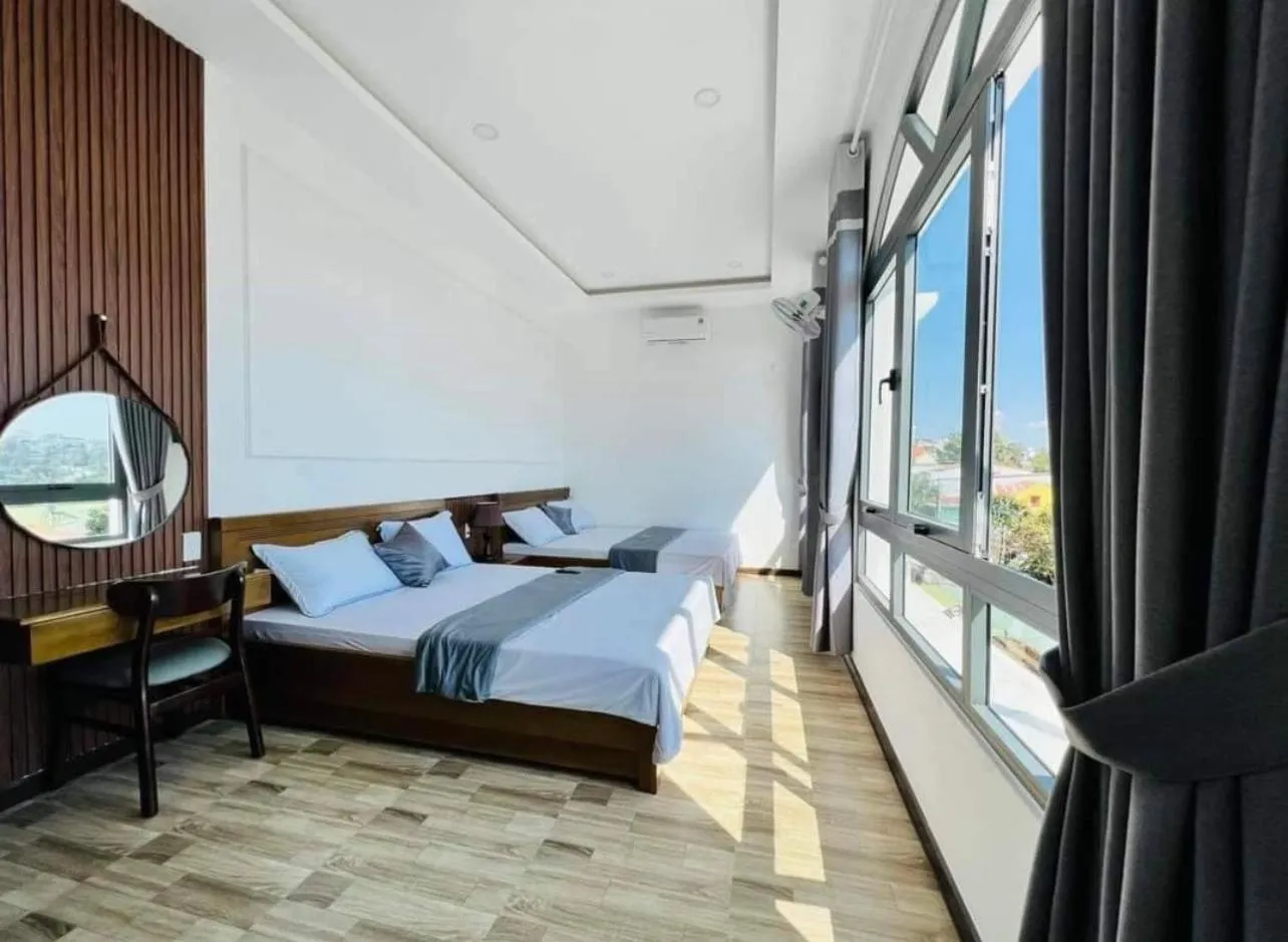 Bedroom, Bed in Hotel Hoa Nắng