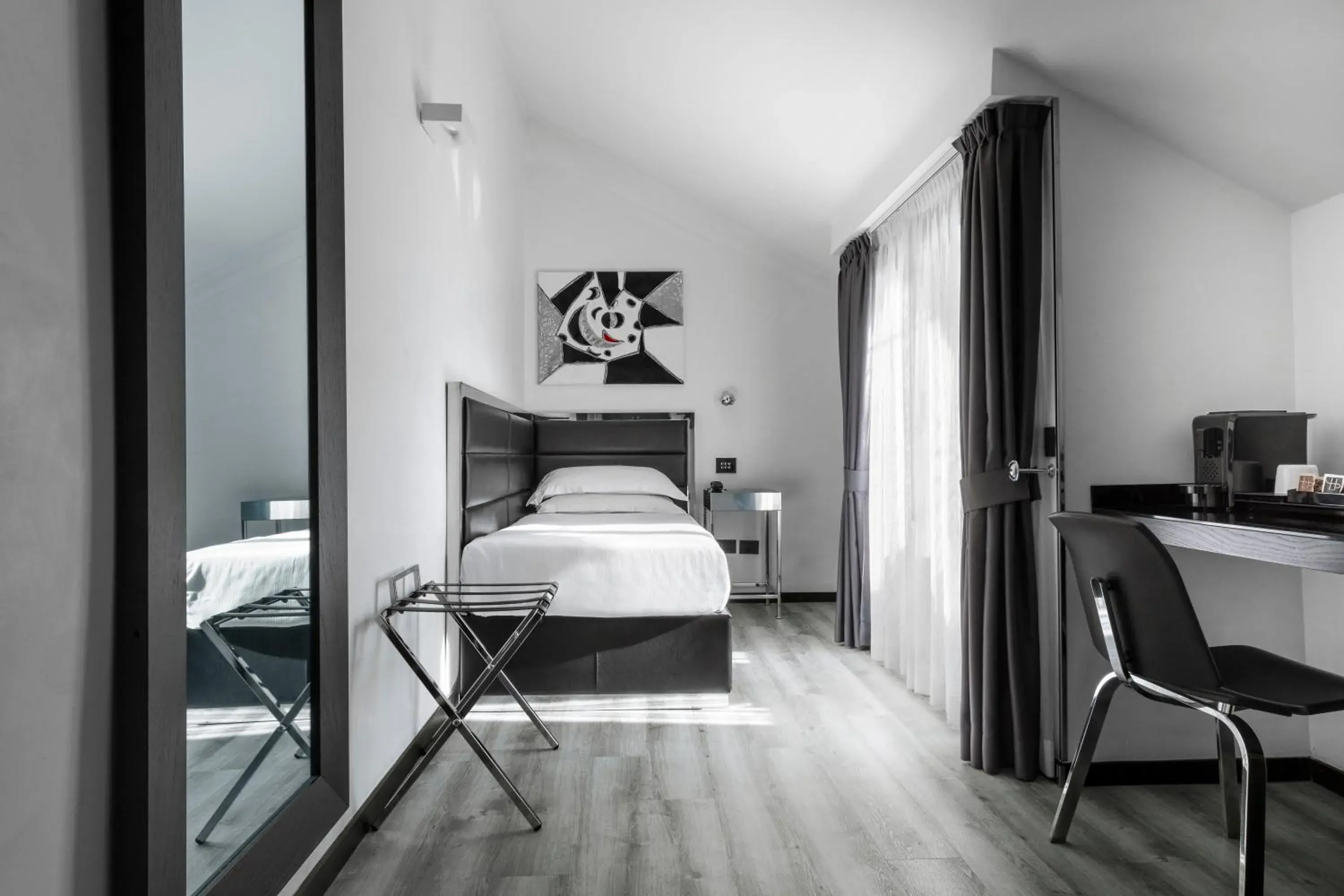 Bedroom, Bed in LHP Hotel Napoleon Bedroom, Bed in LHP Hotel Napoleon