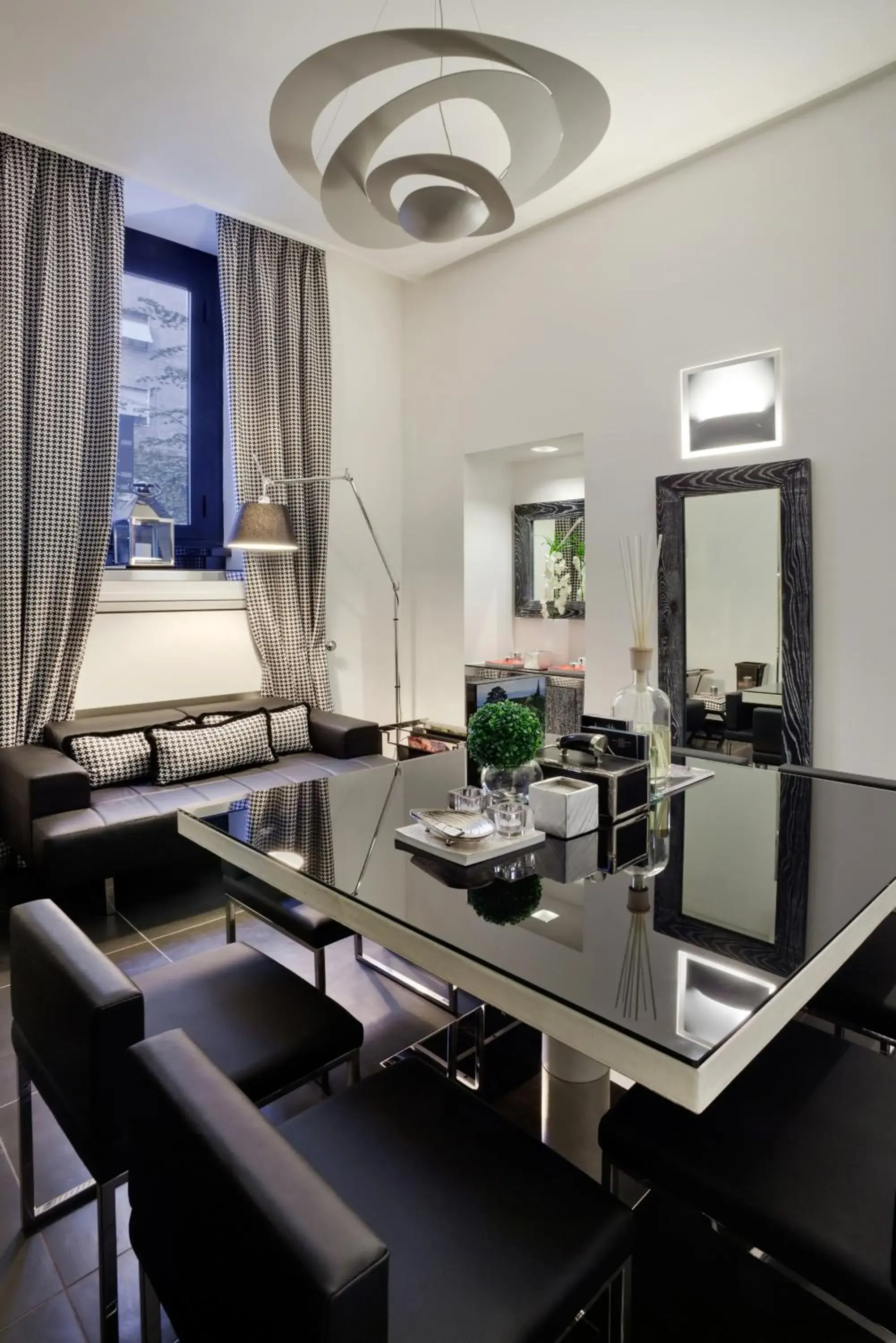 Lounge or bar in LHP Hotel Napoleon Lounge or bar in LHP Hotel Napoleon