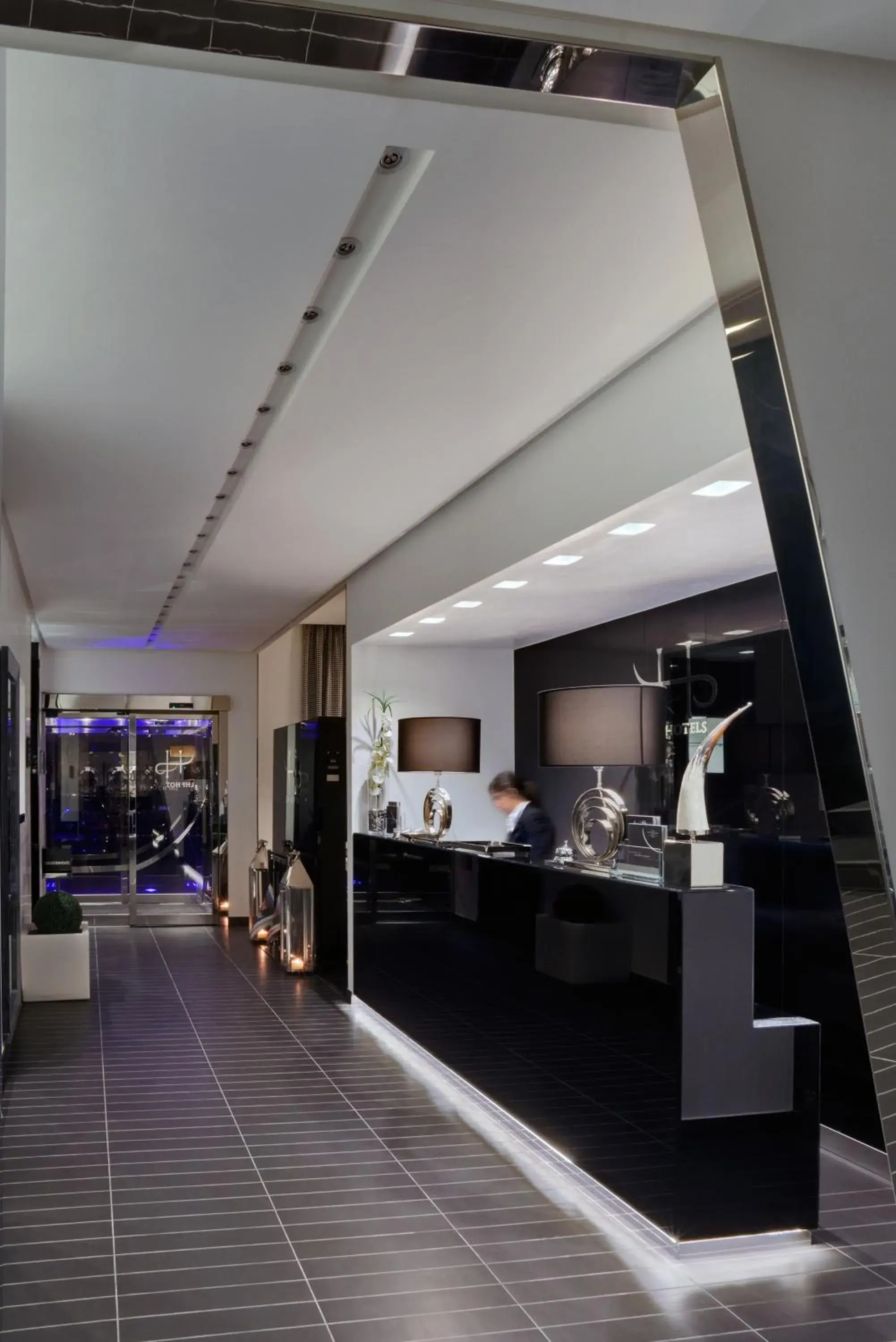 Lobby or reception in LHP Hotel Napoleon Lobby or reception in LHP Hotel Napoleon