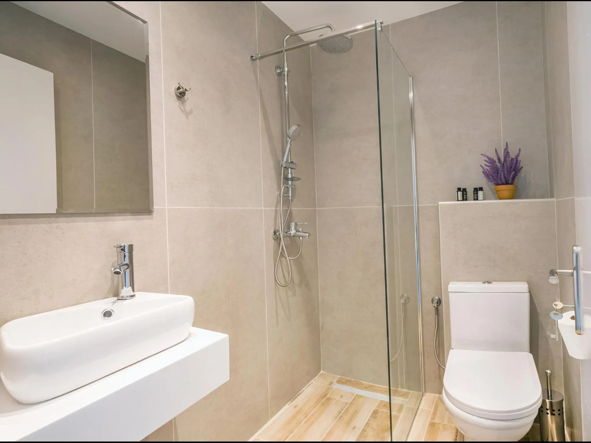 Bathroom in Thassian Riviera Hotel