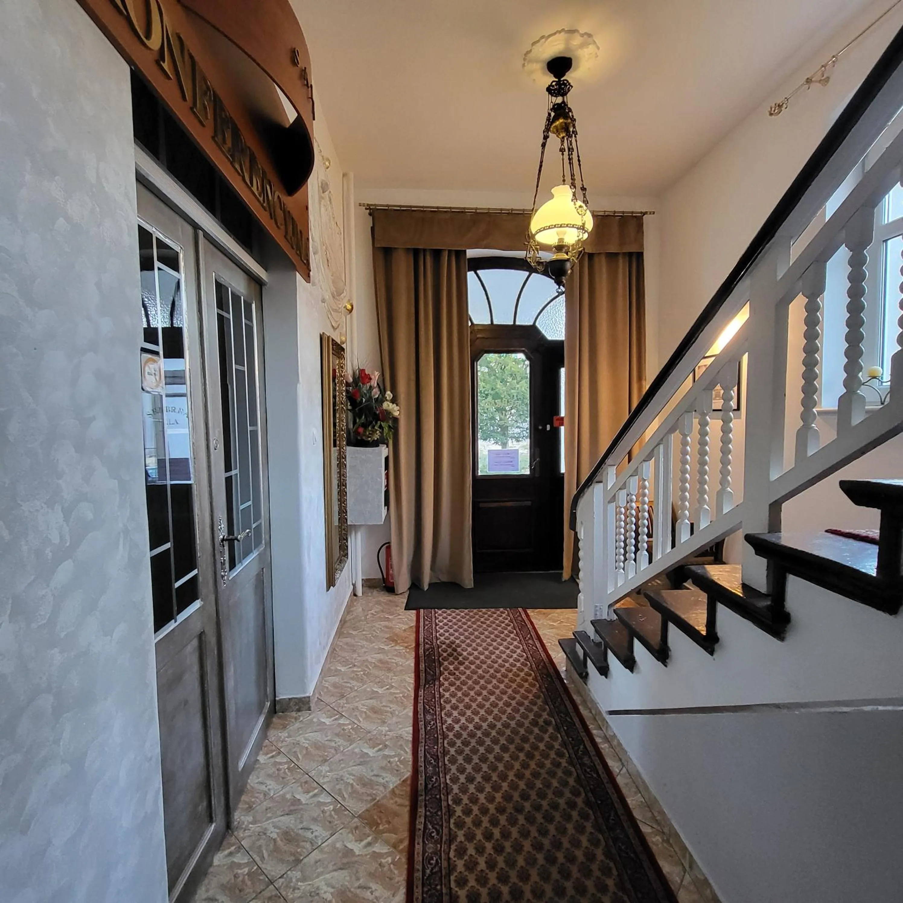 Pałacyk Srebrna Fala