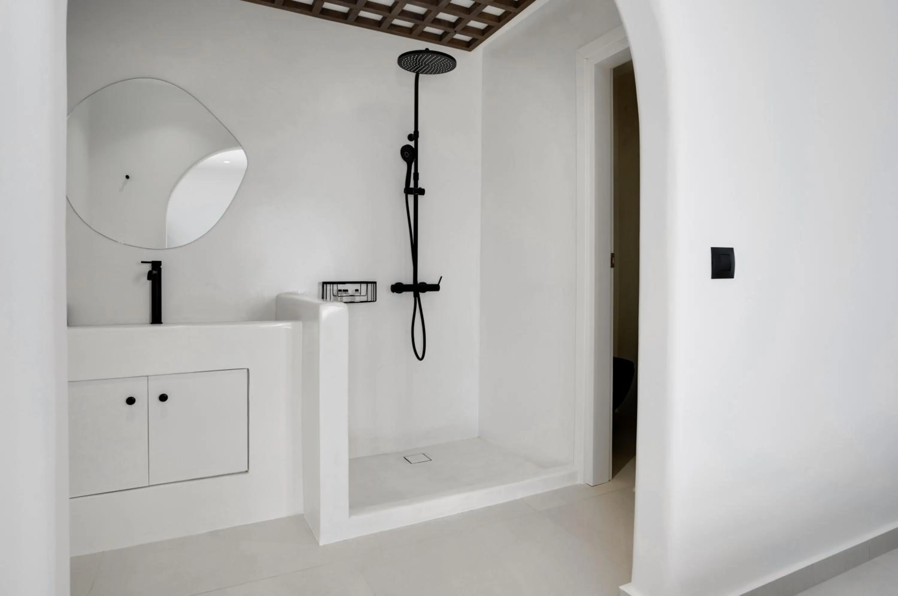 Bathroom in Imera Vista Suites