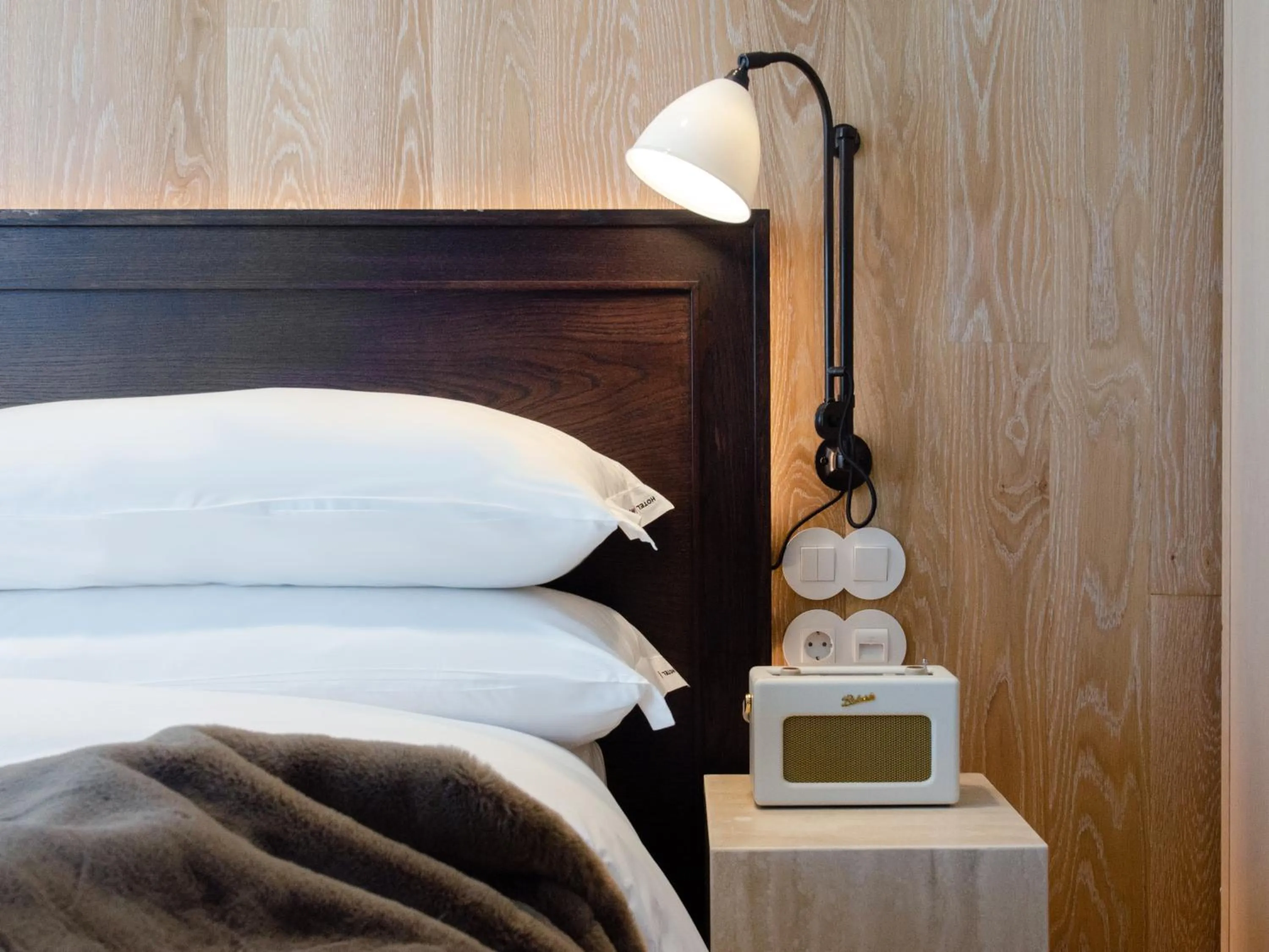 Bed in Browns Avenue Hotel