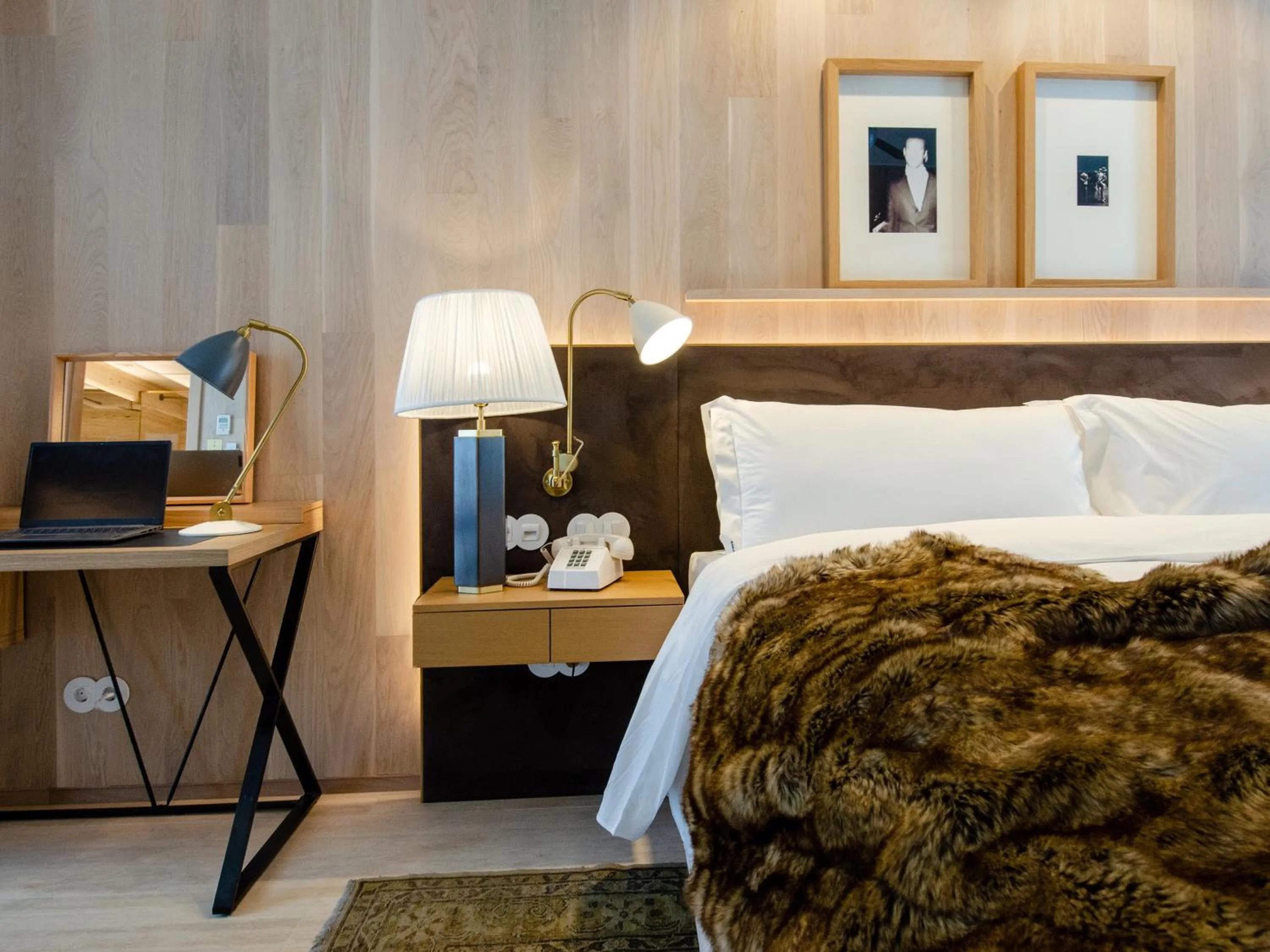 Bed in Browns Avenue Hotel