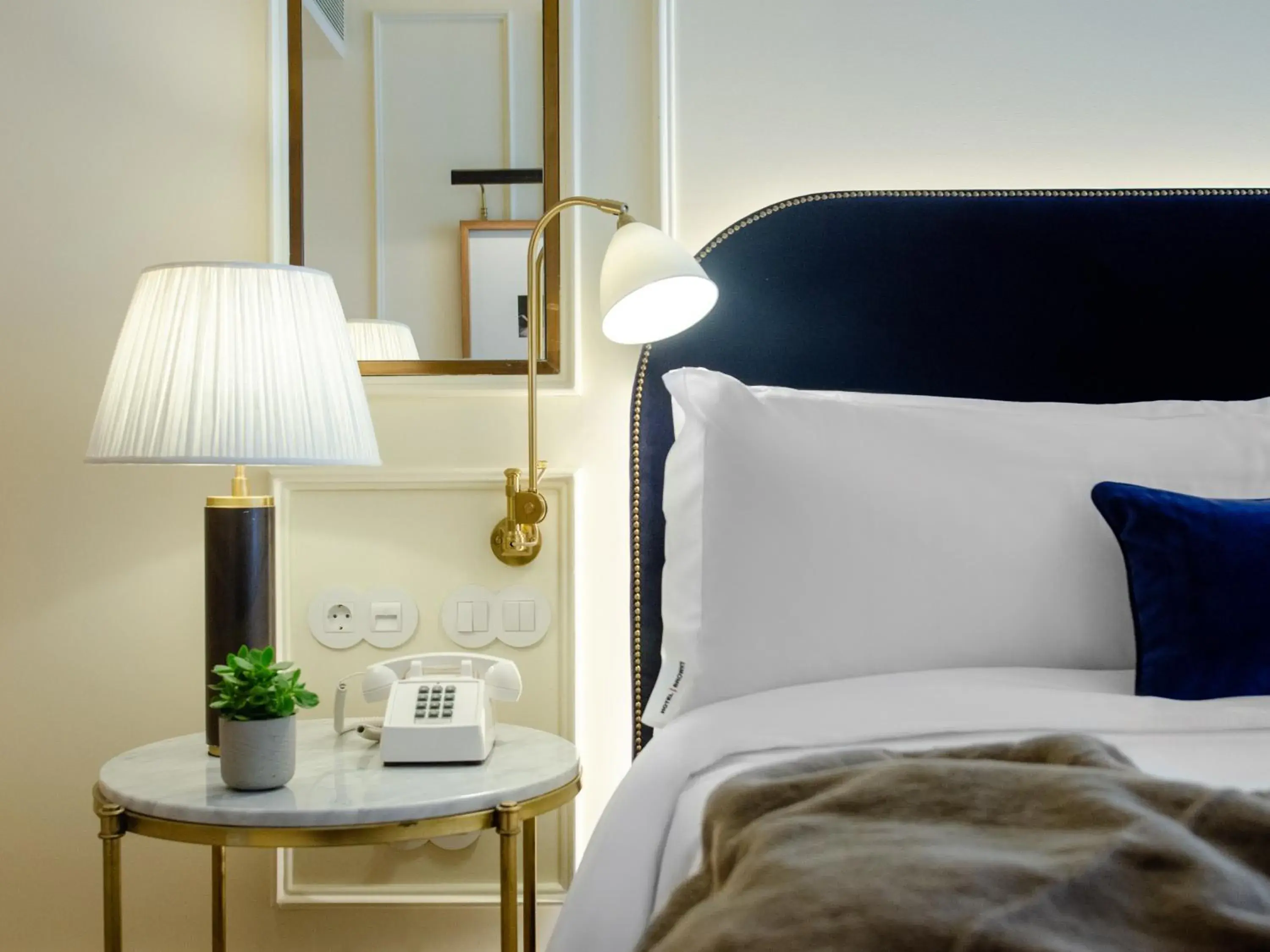 Historical Standard Room in Browns Avenue Hotel Historical Standard Room in Browns Avenue Hotel