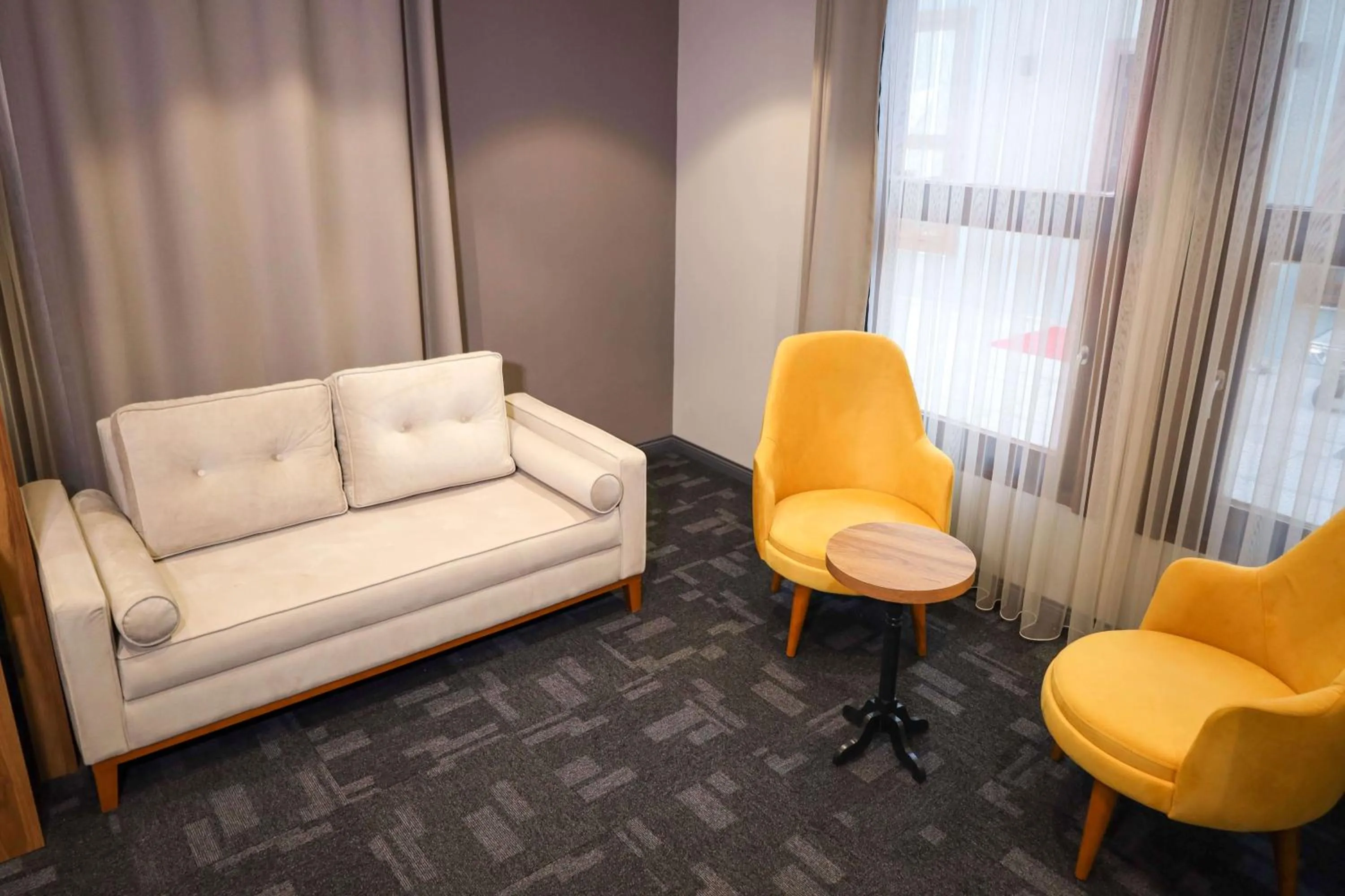 Seating area in ERTA SOYAK THERMAL OTEL