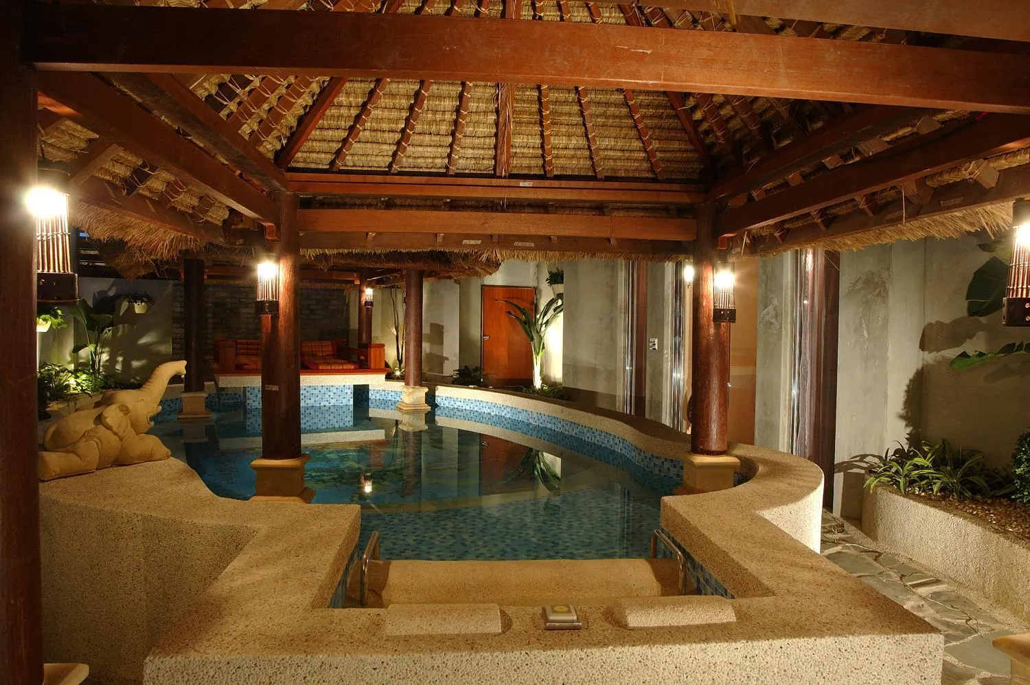 Bathroom in Seasons Boutique Motel