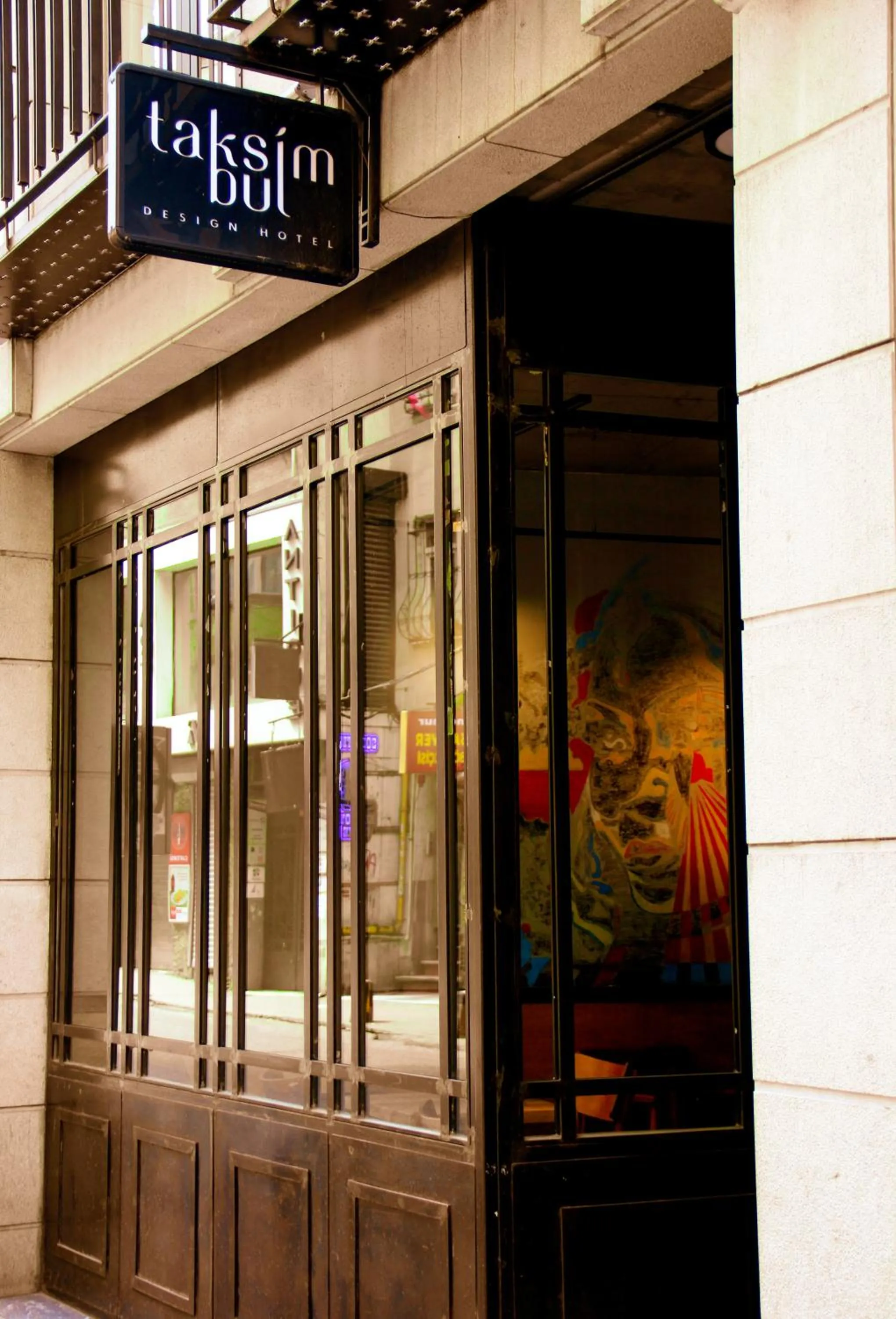 Facade/entrance in Taksimbul Design Hotel