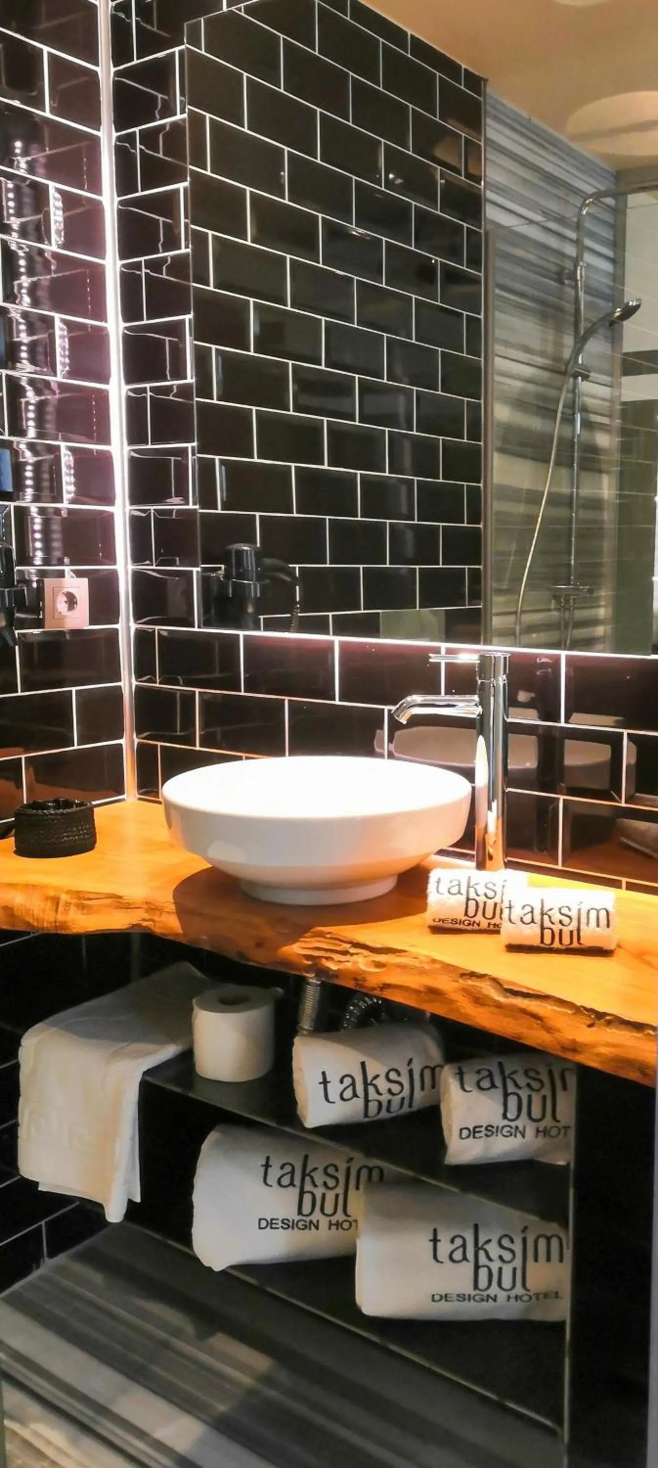 Bathroom in Taksimbul Design Hotel