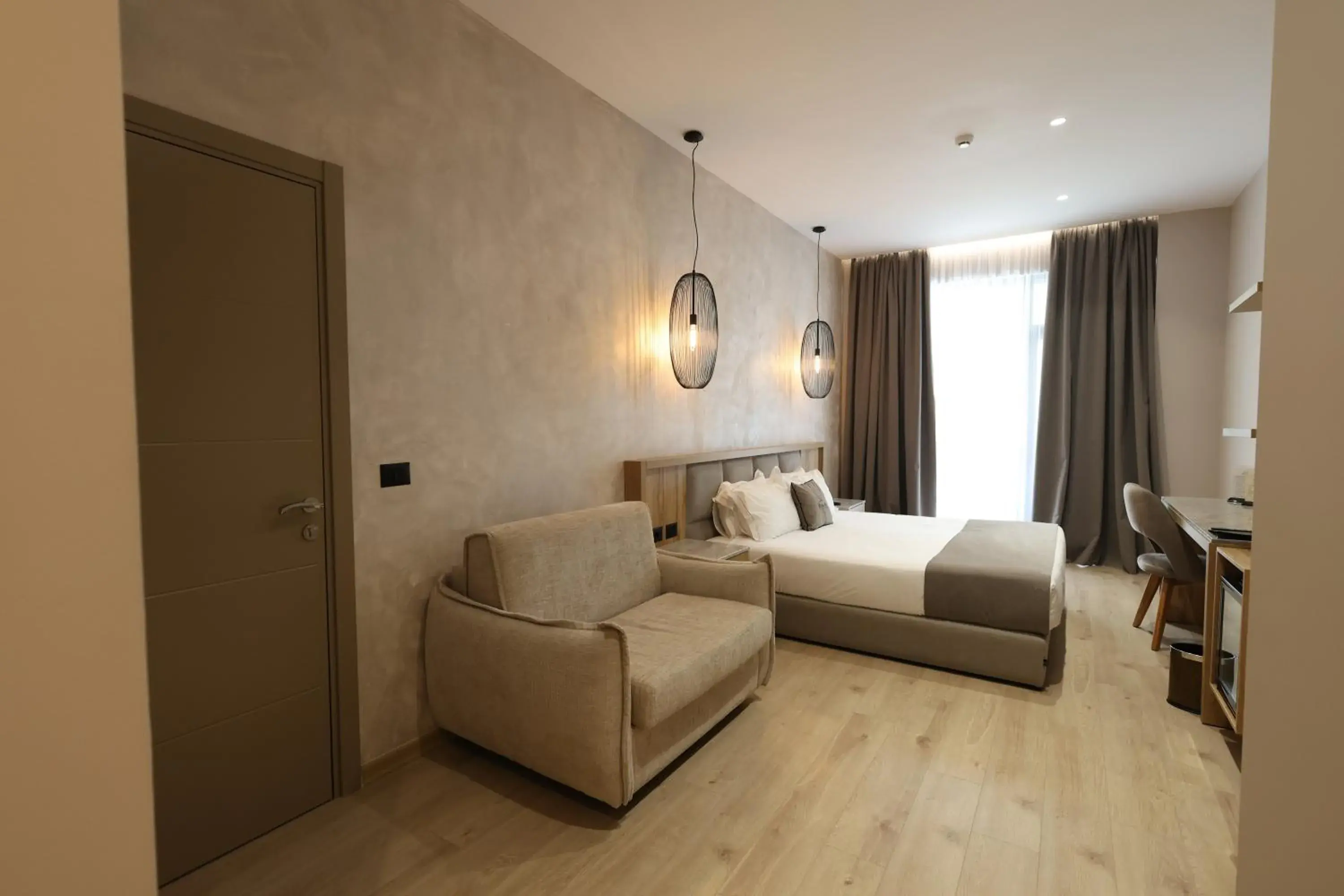 Triple Room with Balcony in White Hill Hotel, SPA & Conferences Triple Room with Balcony in White Hill Hotel, SPA & Conferences