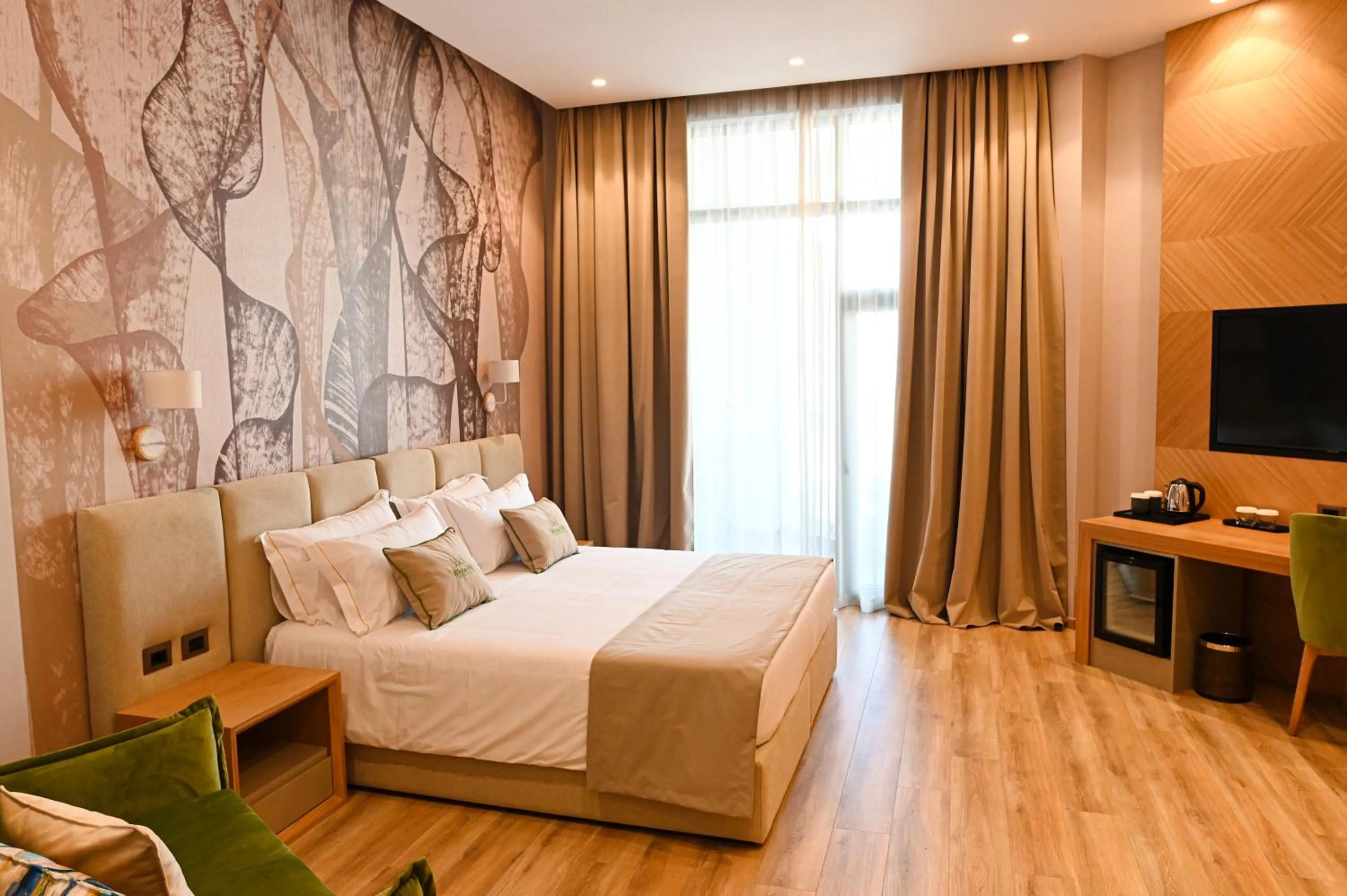 Photo of the whole room, Bed in White Hill Hotel, SPA & Conferences