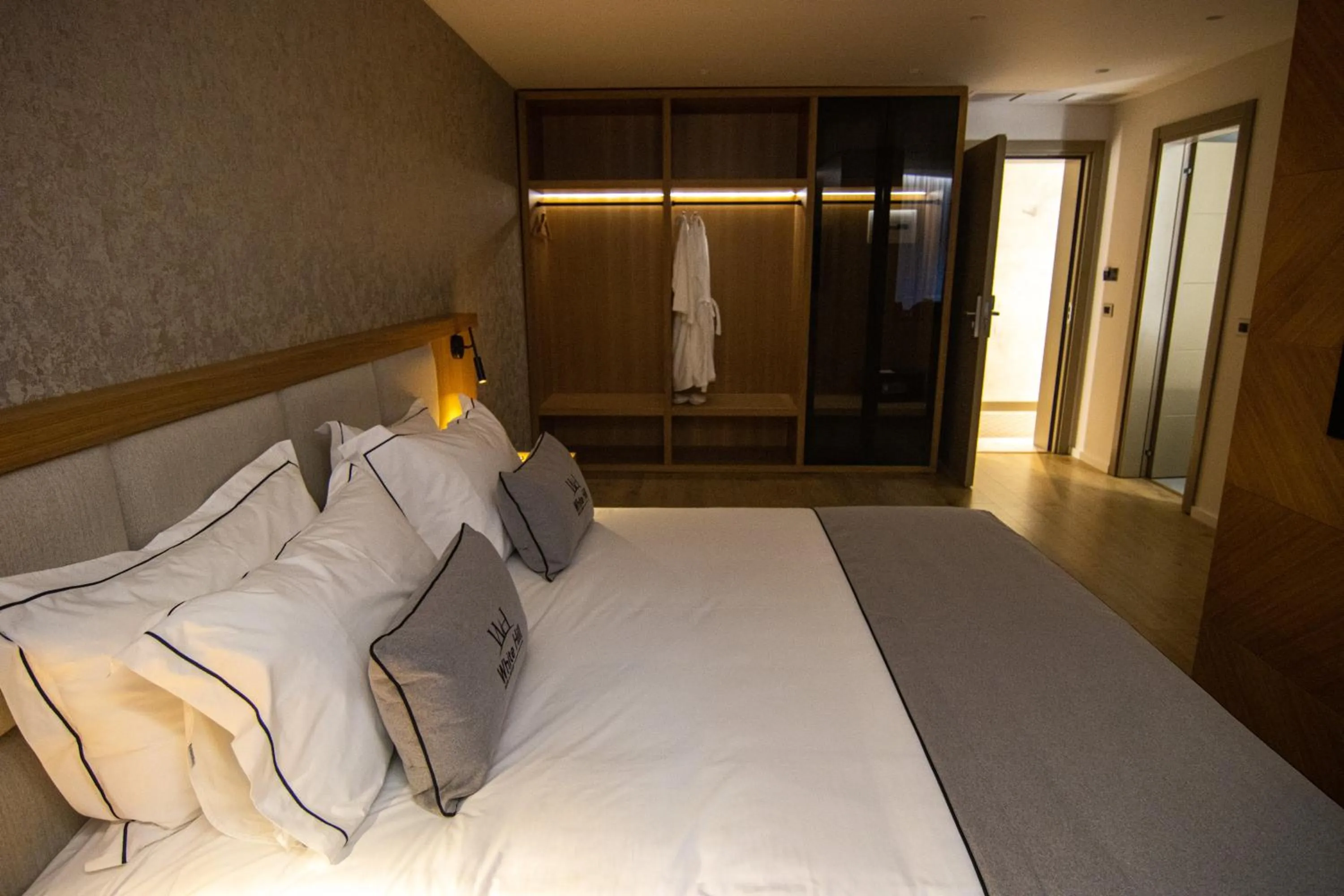 Bed in White Hill Hotel, SPA & Conferences