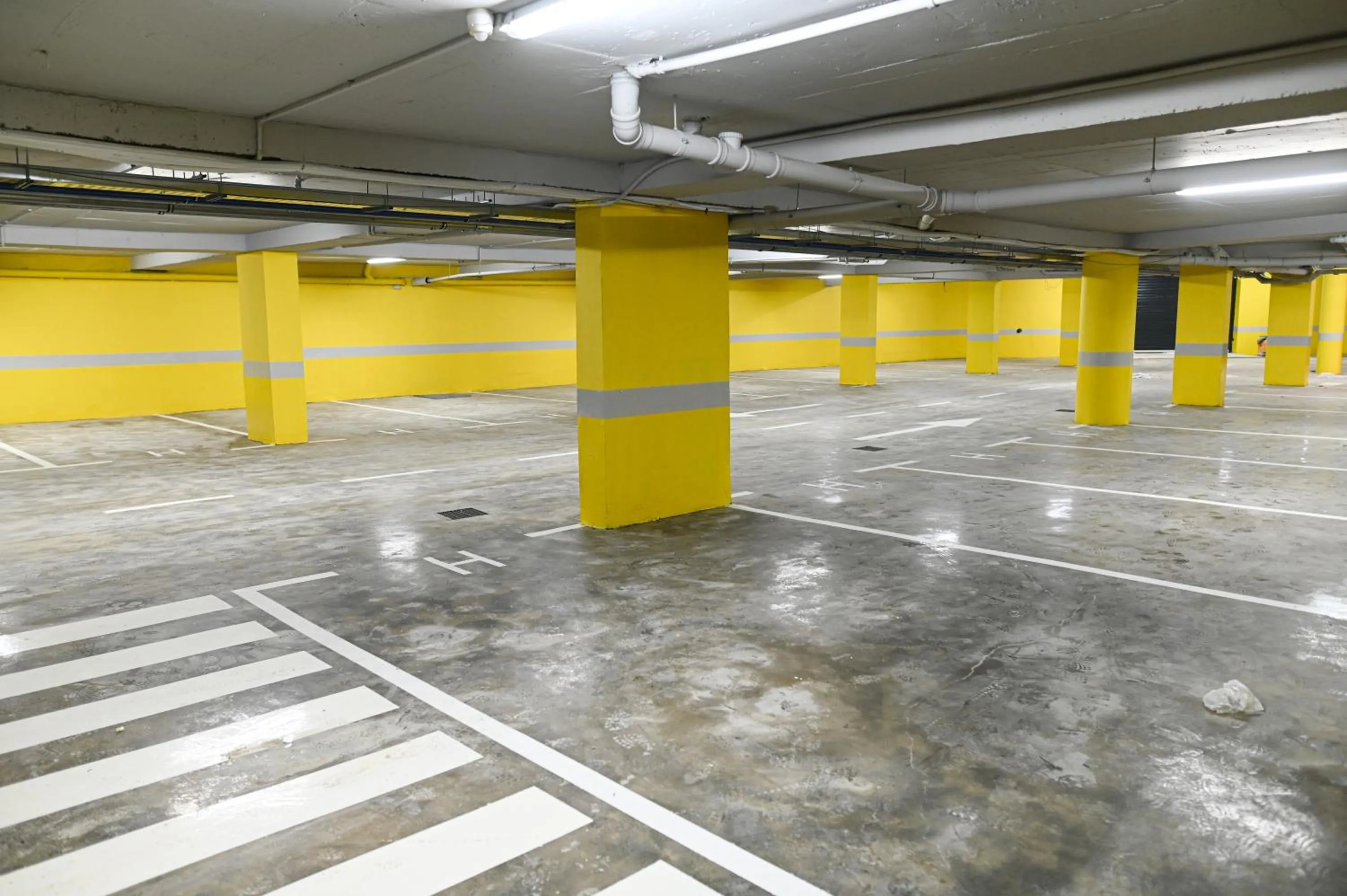 Parking in White Hill Hotel, SPA & Conferences