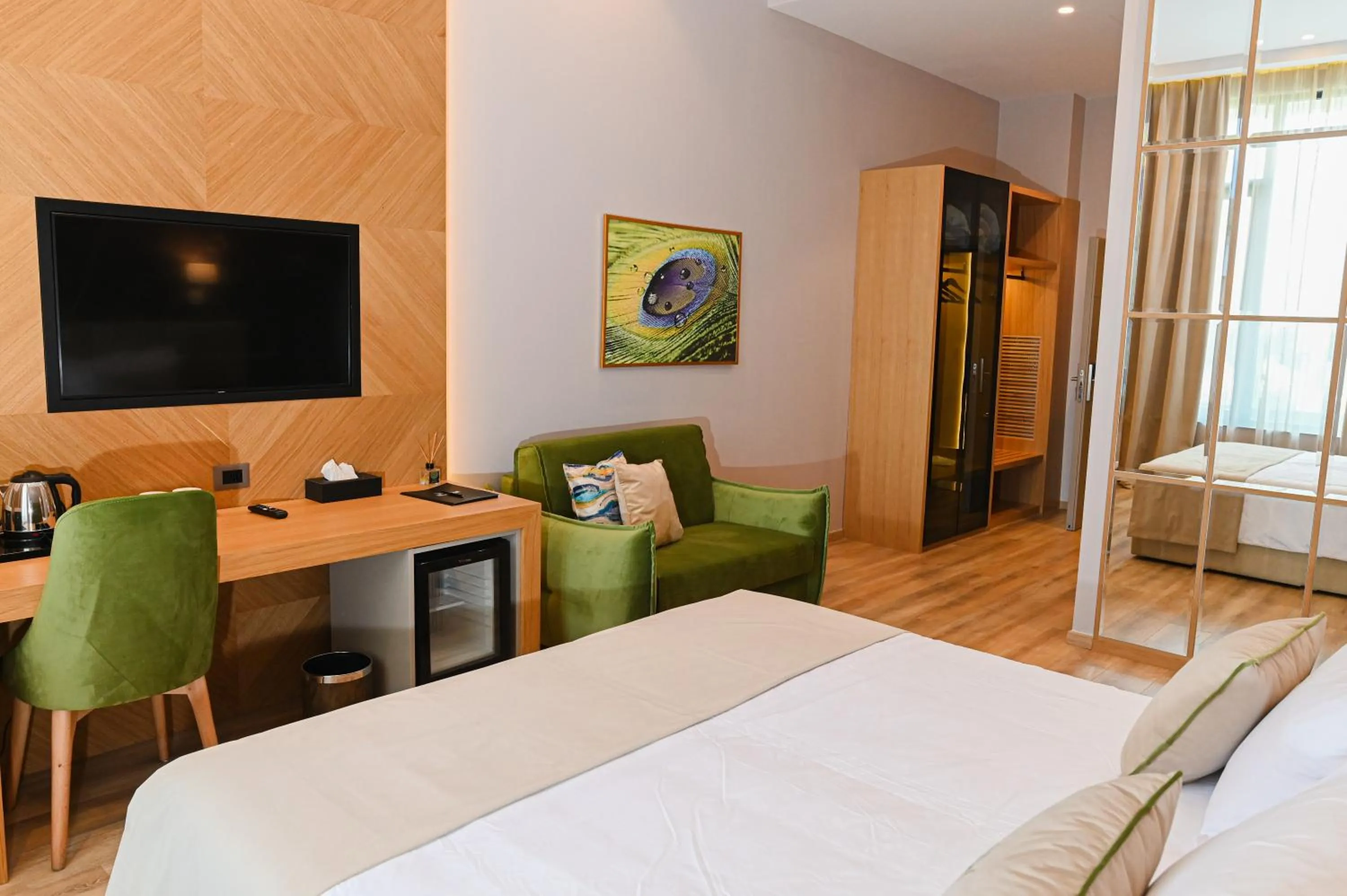 TV and multimedia, Bed in White Hill Hotel, SPA & Conferences