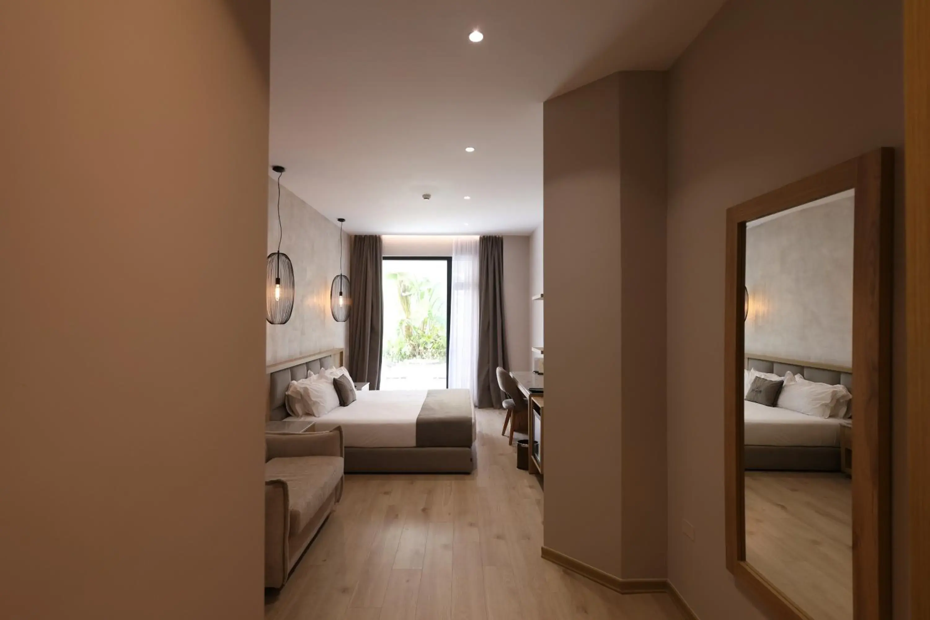 Triple Room with Garden View in White Hill Hotel, SPA & Conferences Triple Room with Garden View in White Hill Hotel, SPA & Conferences