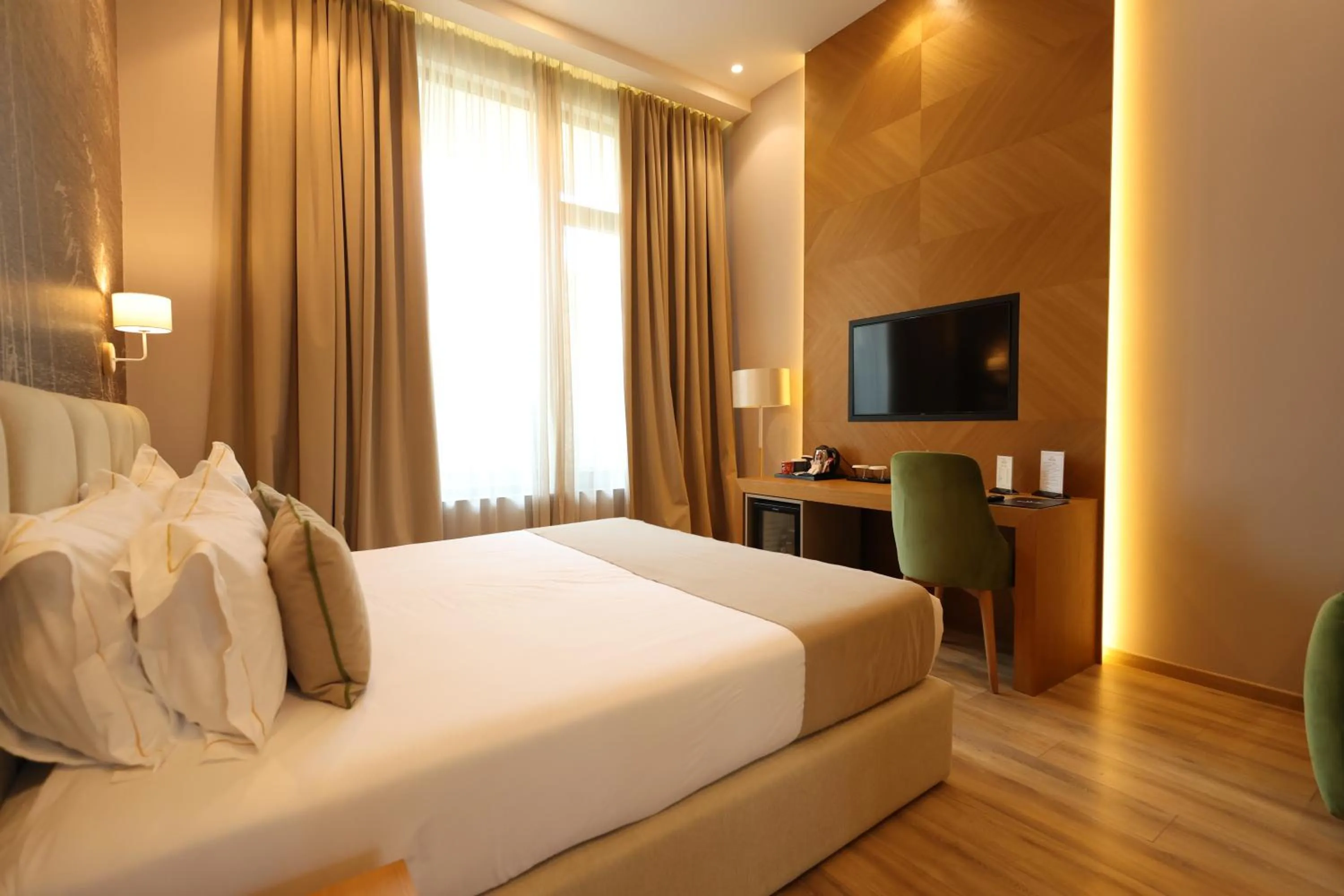 Bed in White Hill Hotel, SPA & Conferences