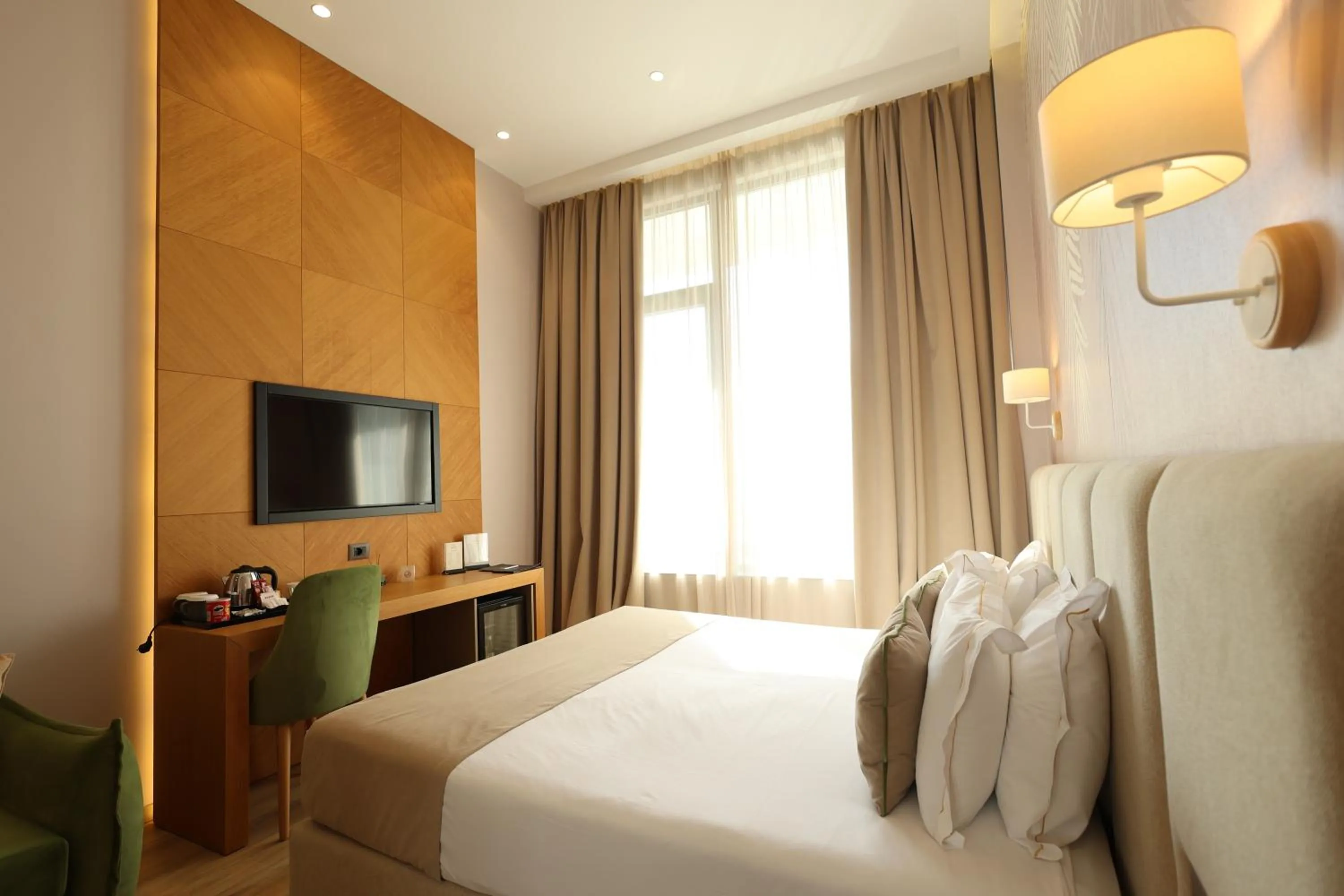 Bed in White Hill Hotel, SPA & Conferences