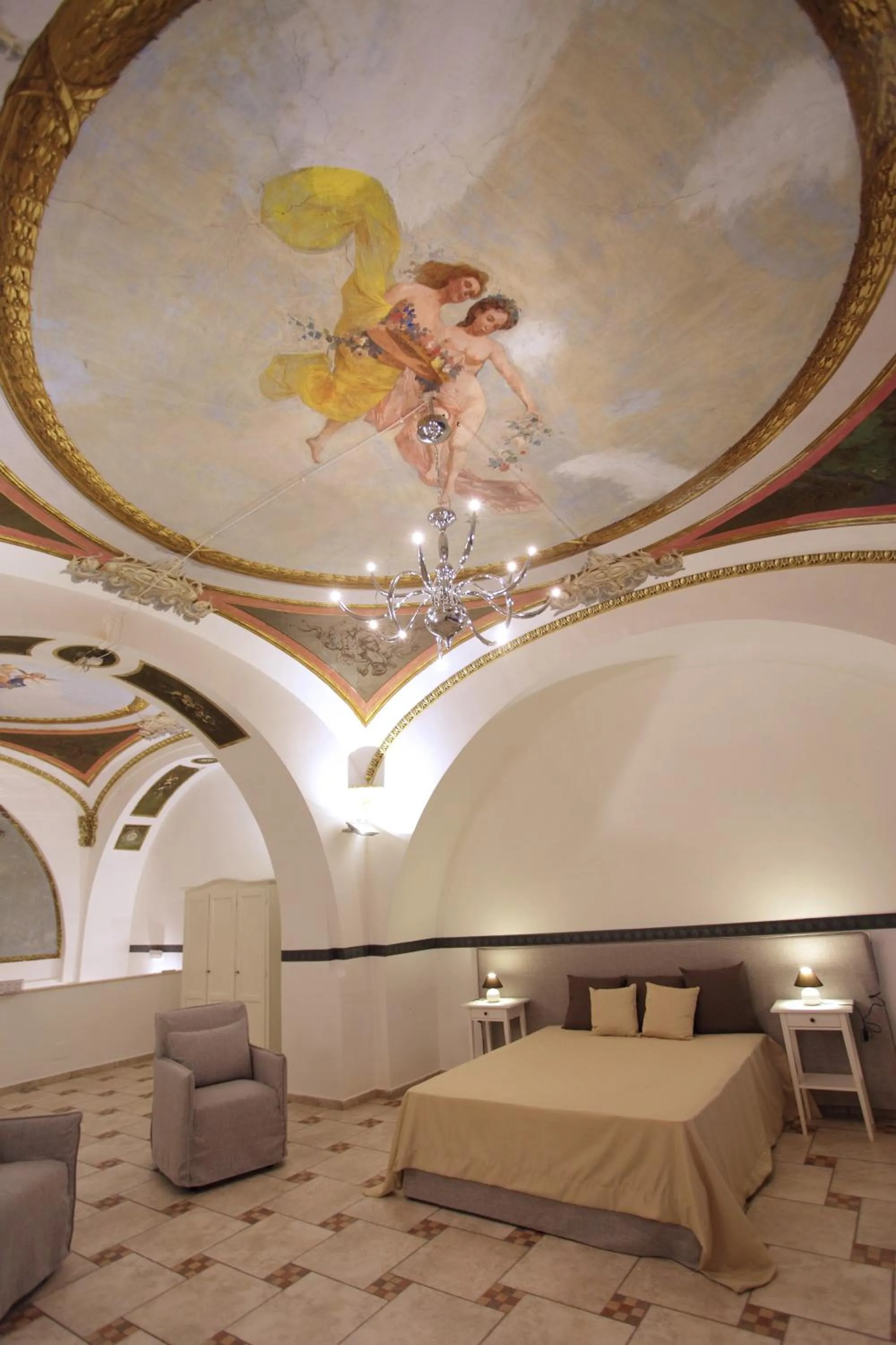 Photo of the whole room in Napoli Sea