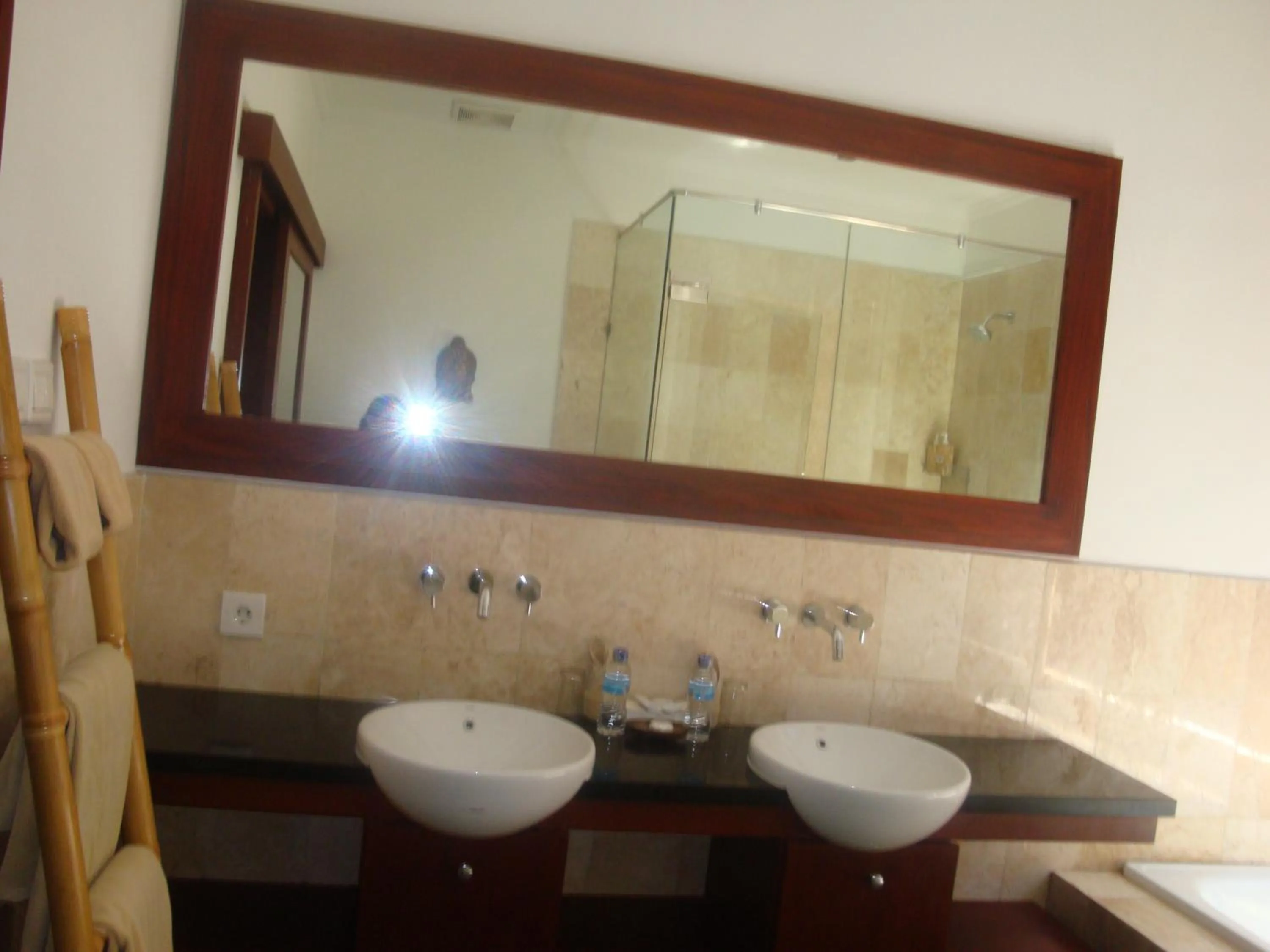 Bathroom in Aqua Octaviana Bali Villa