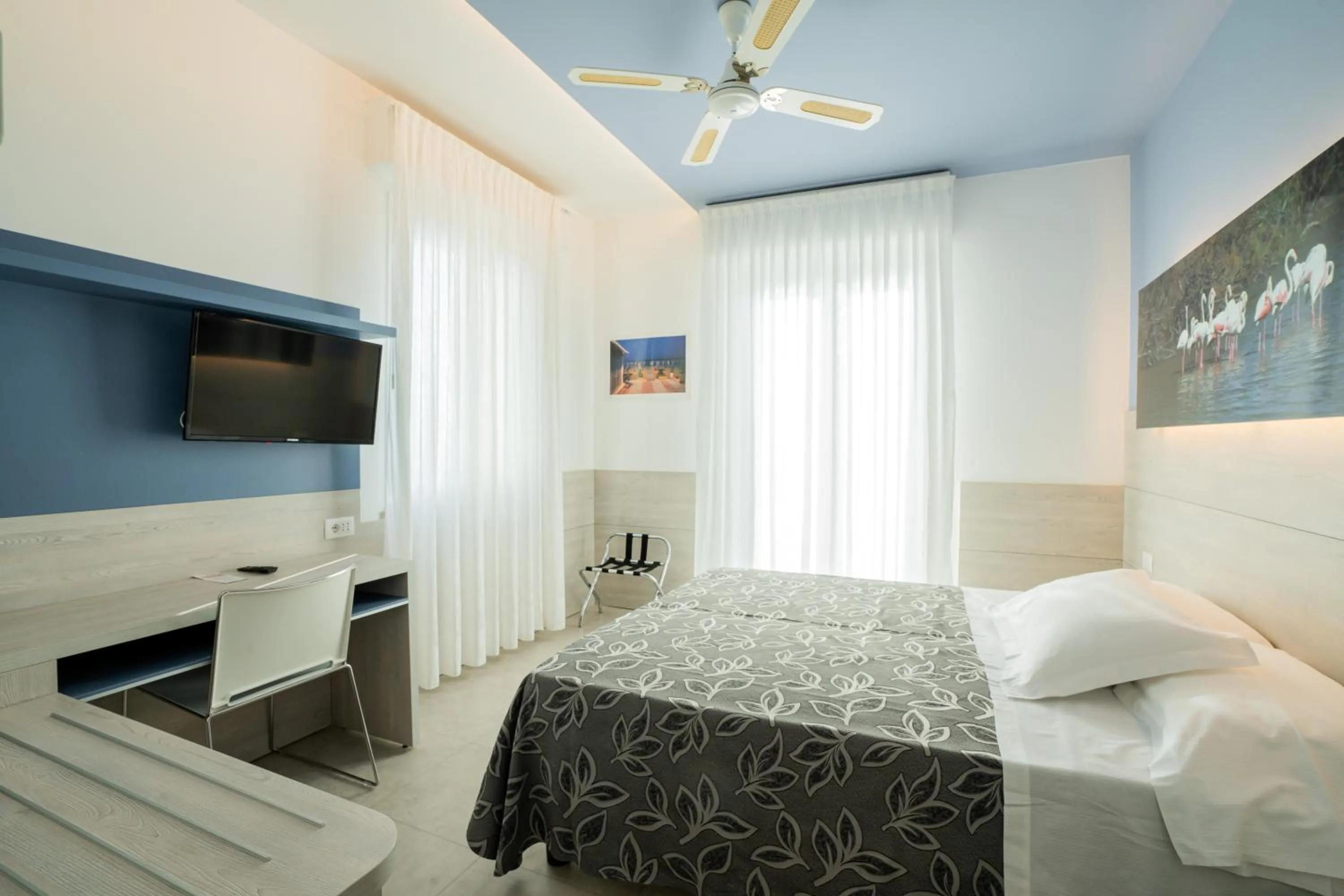 TV and multimedia, Bed in Clipper