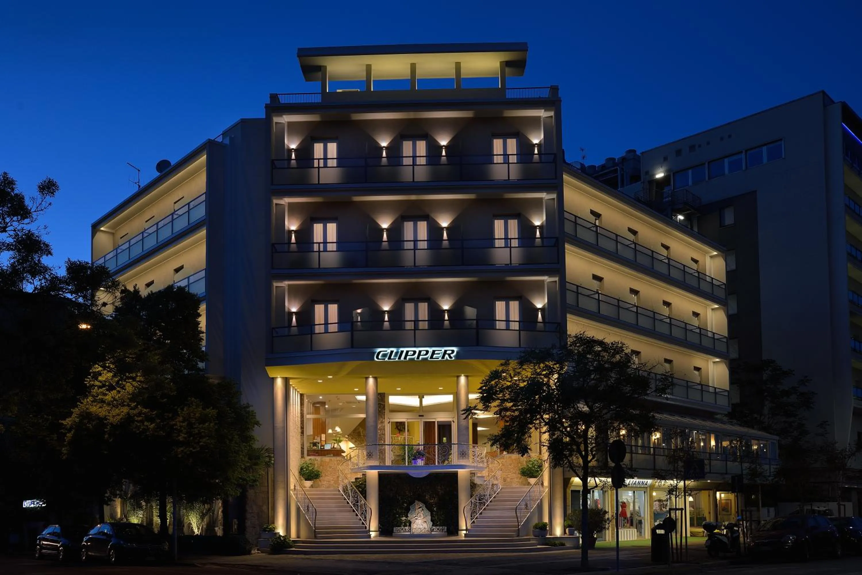 Facade/entrance in Clipper