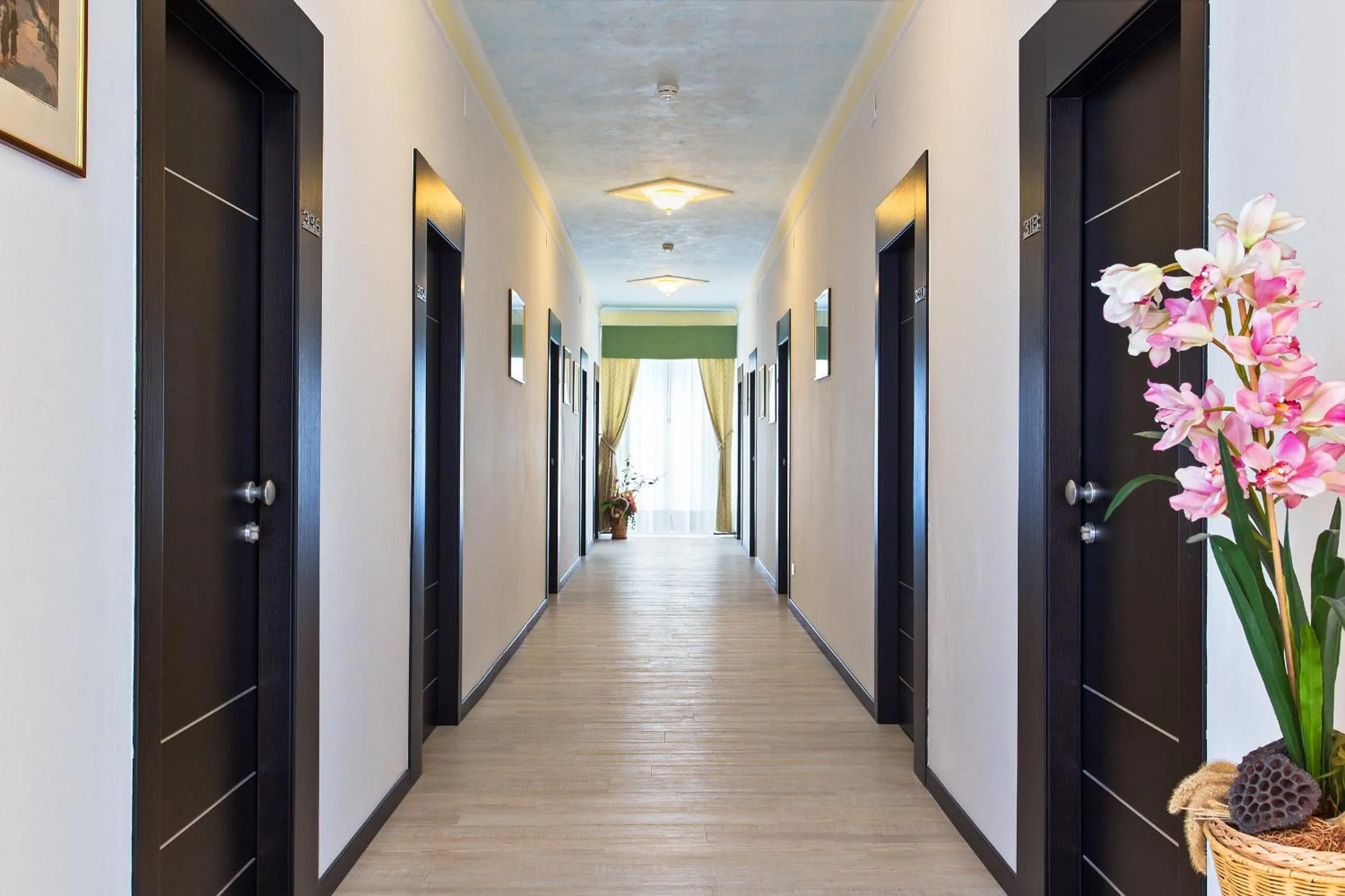 Area and facilities in Clipper