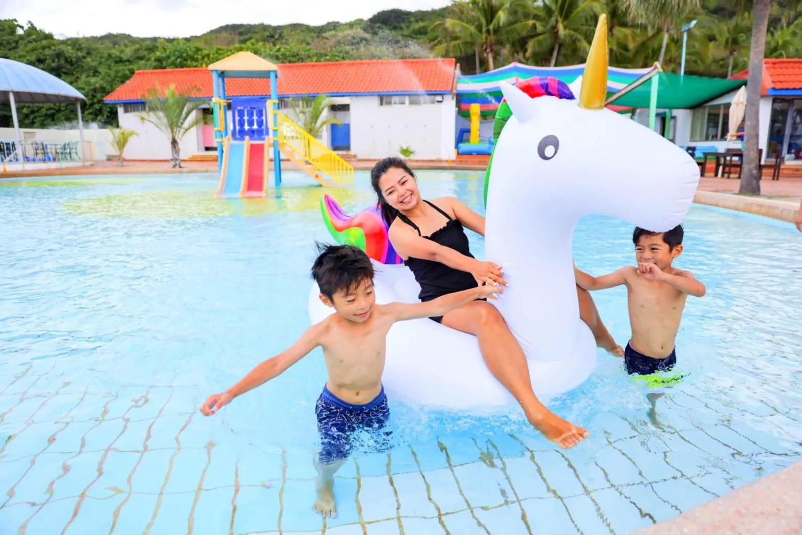 Swimming pool in Uni-Resort Kenting