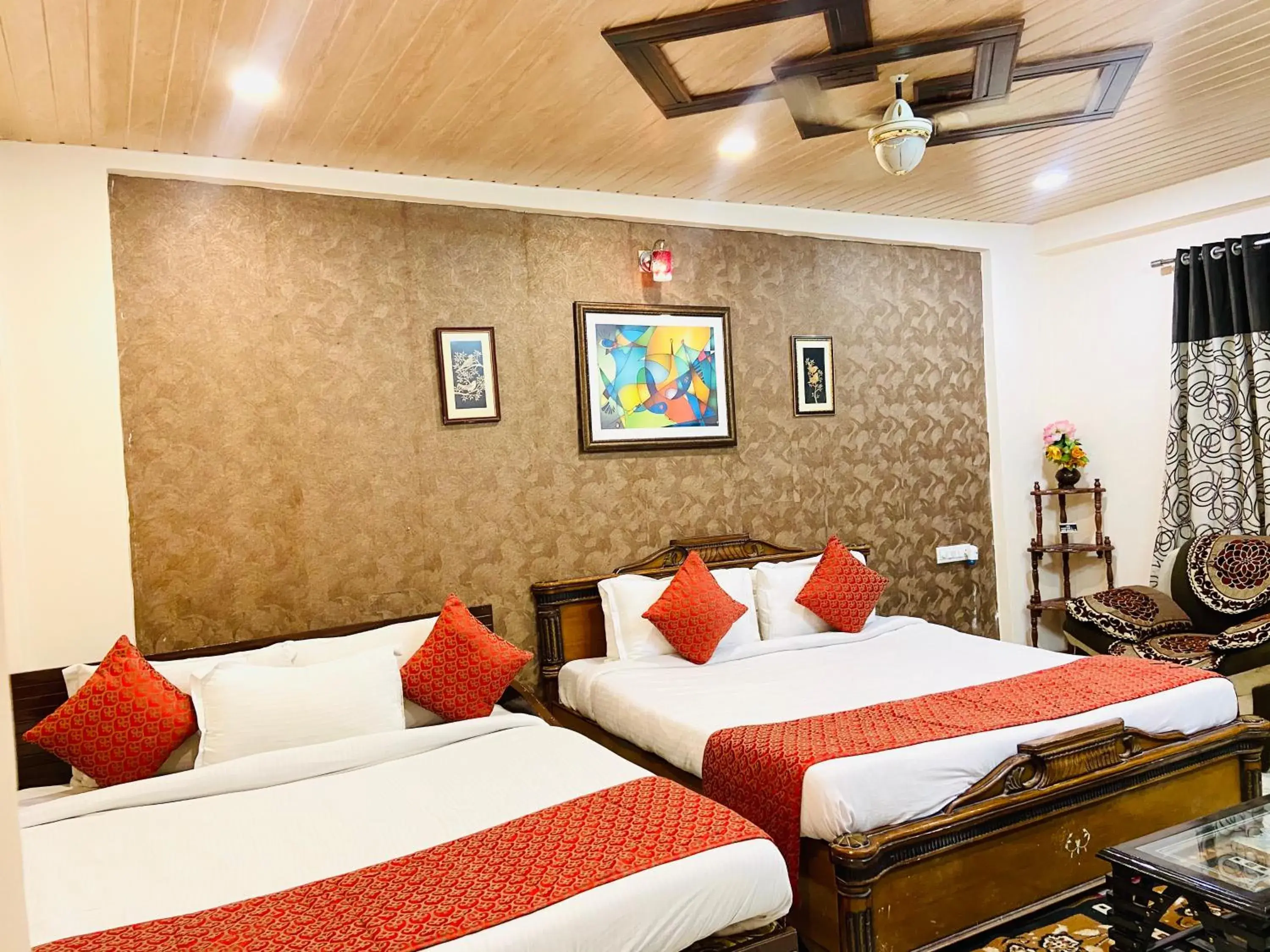 Superior Family Room in Hotel Meenakshi Udaipur - Family Preffered Hotel Superior Family Room in Hotel Meenakshi Udaipur - Family Preffered Hotel