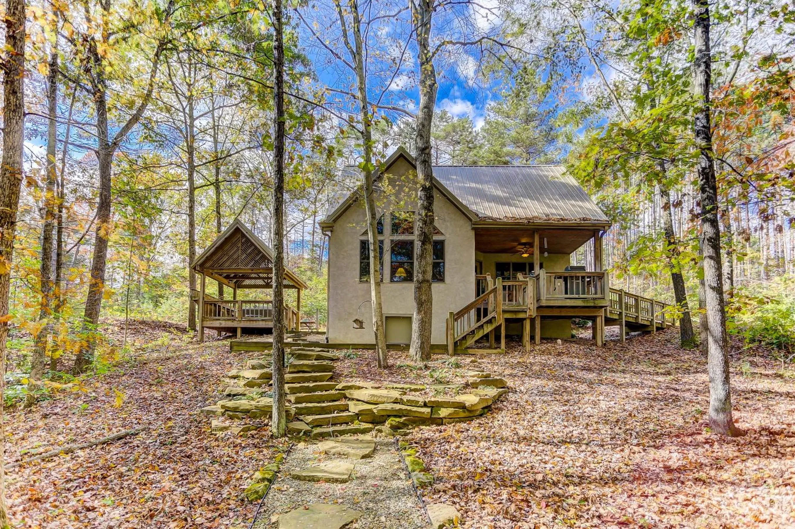 Property building in Cherry Ridge Retreat Luxury Cabins