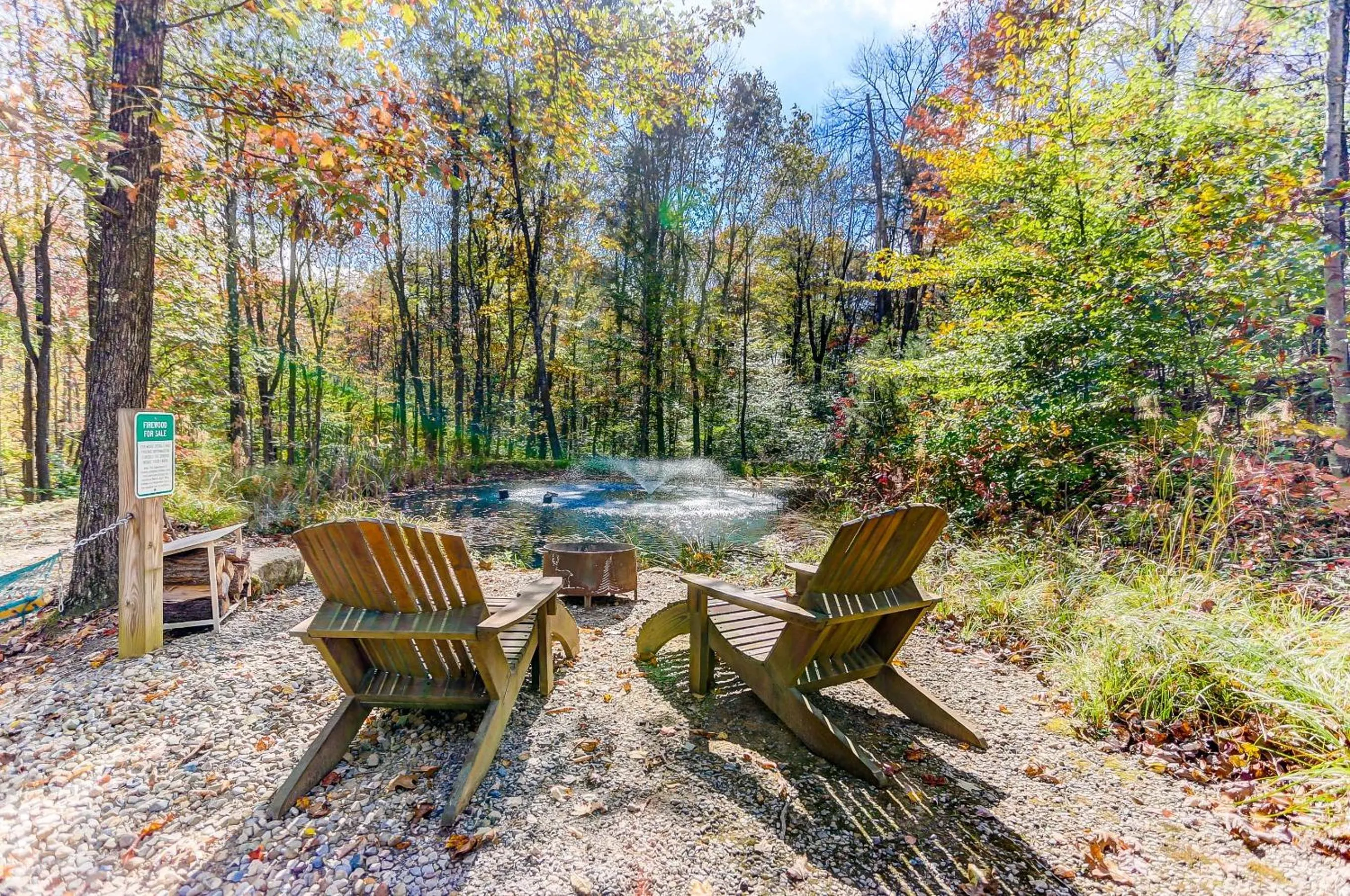 Patio in Cherry Ridge Retreat Luxury Cabins