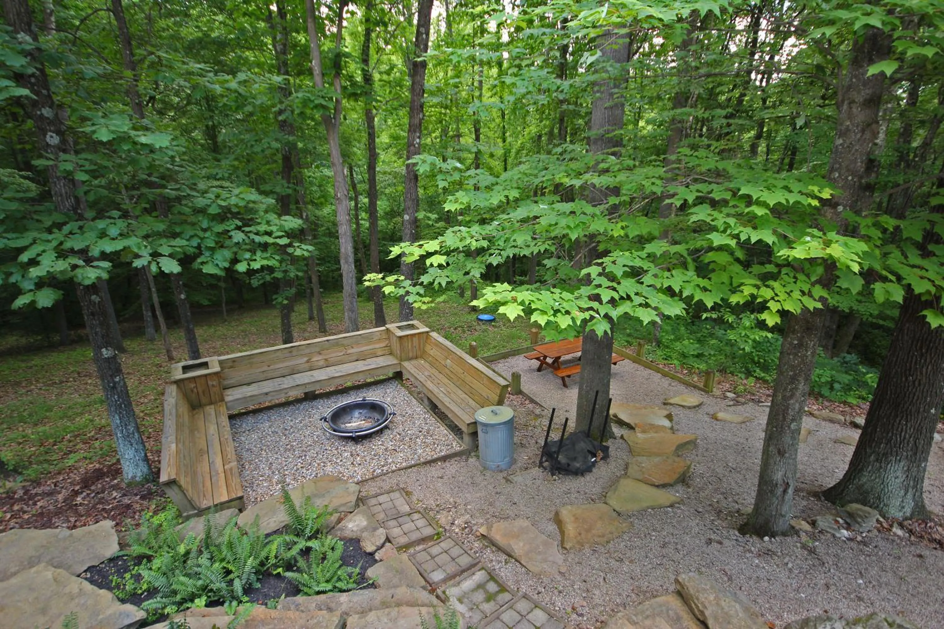 Garden view in Cherry Ridge Retreat Luxury Cabins