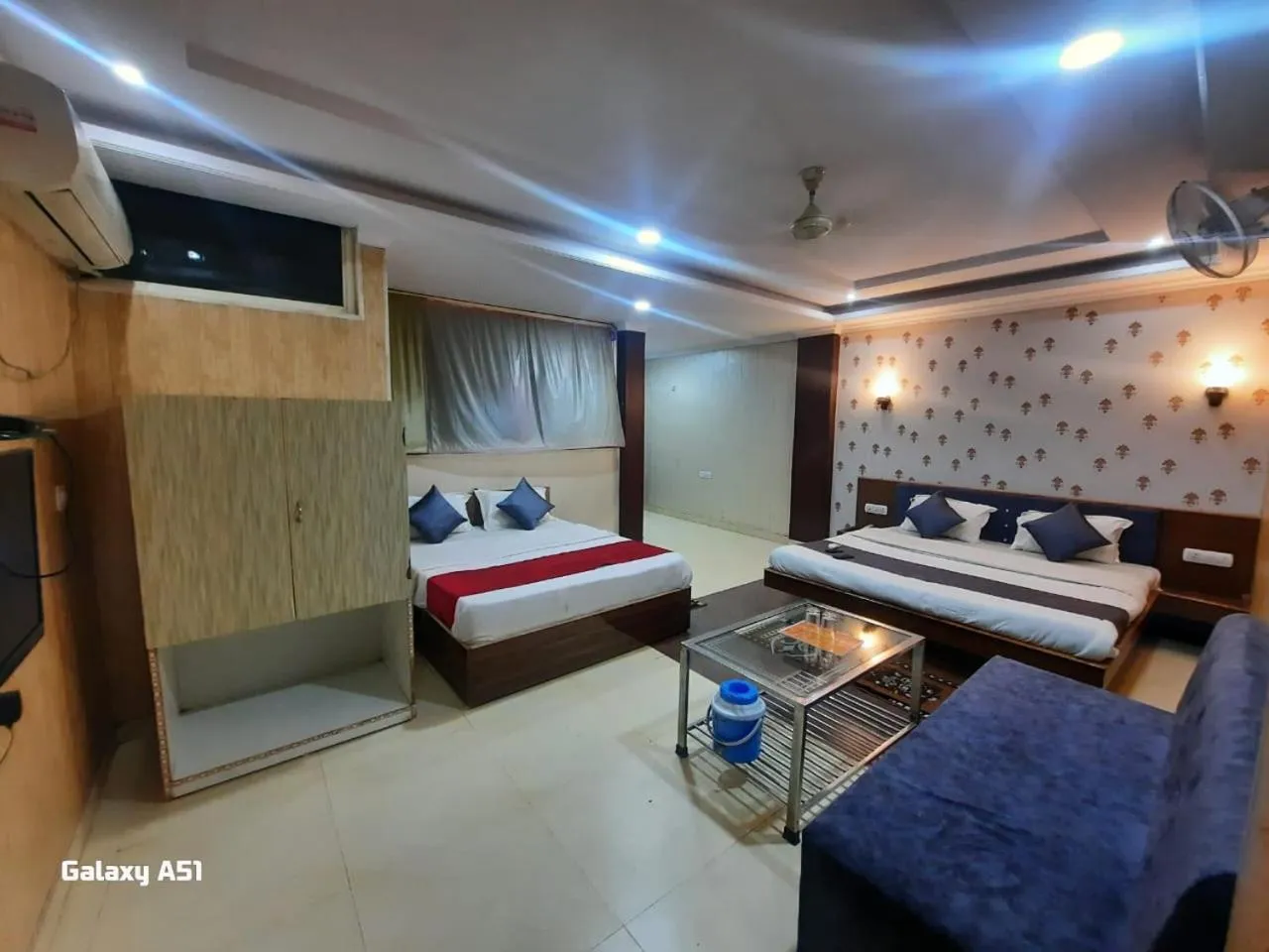 Bed in Hotel Rock View