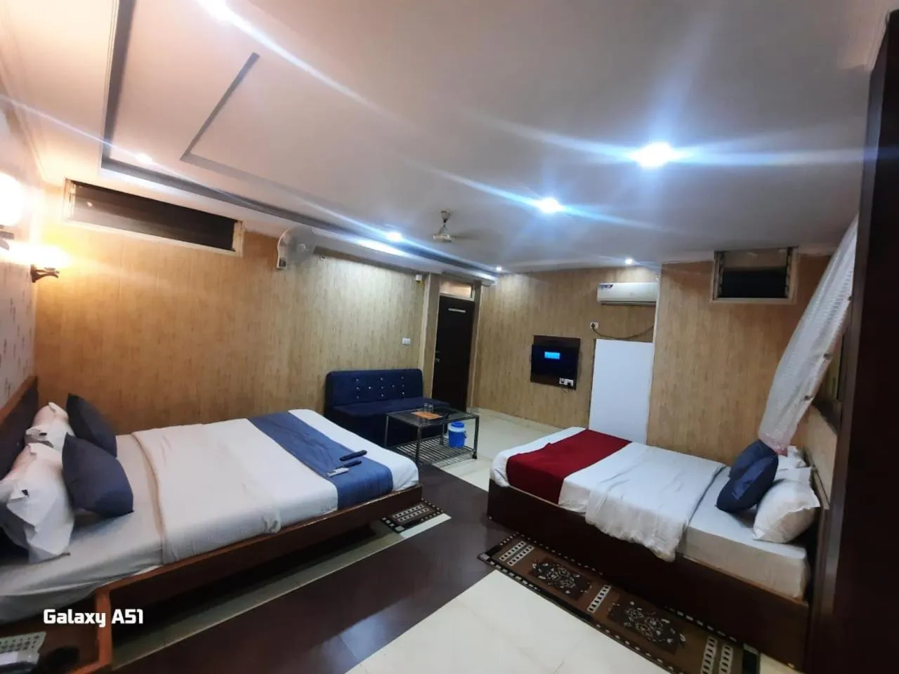 Bed in Hotel Rock View