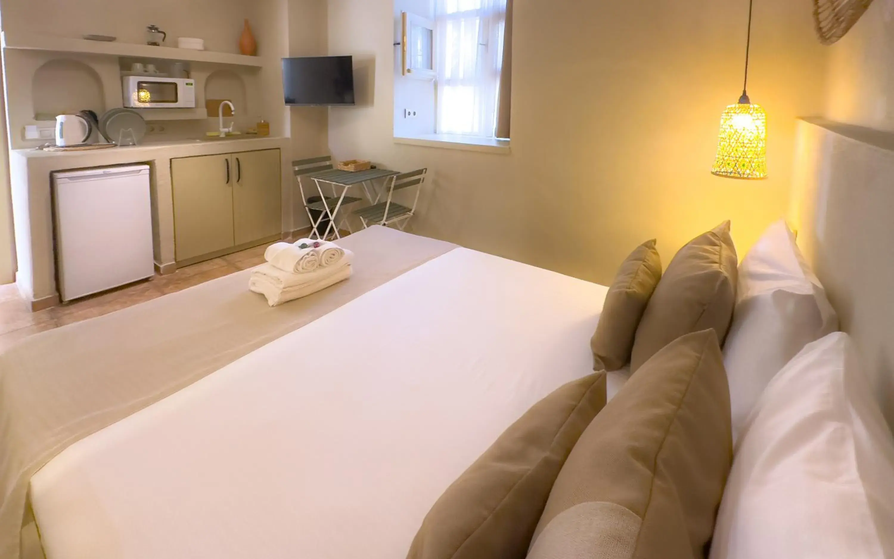 Photo of the whole room, Bed in The Easy Rooms Terrace Photo of the whole room, Bed in The Easy Rooms Terrace