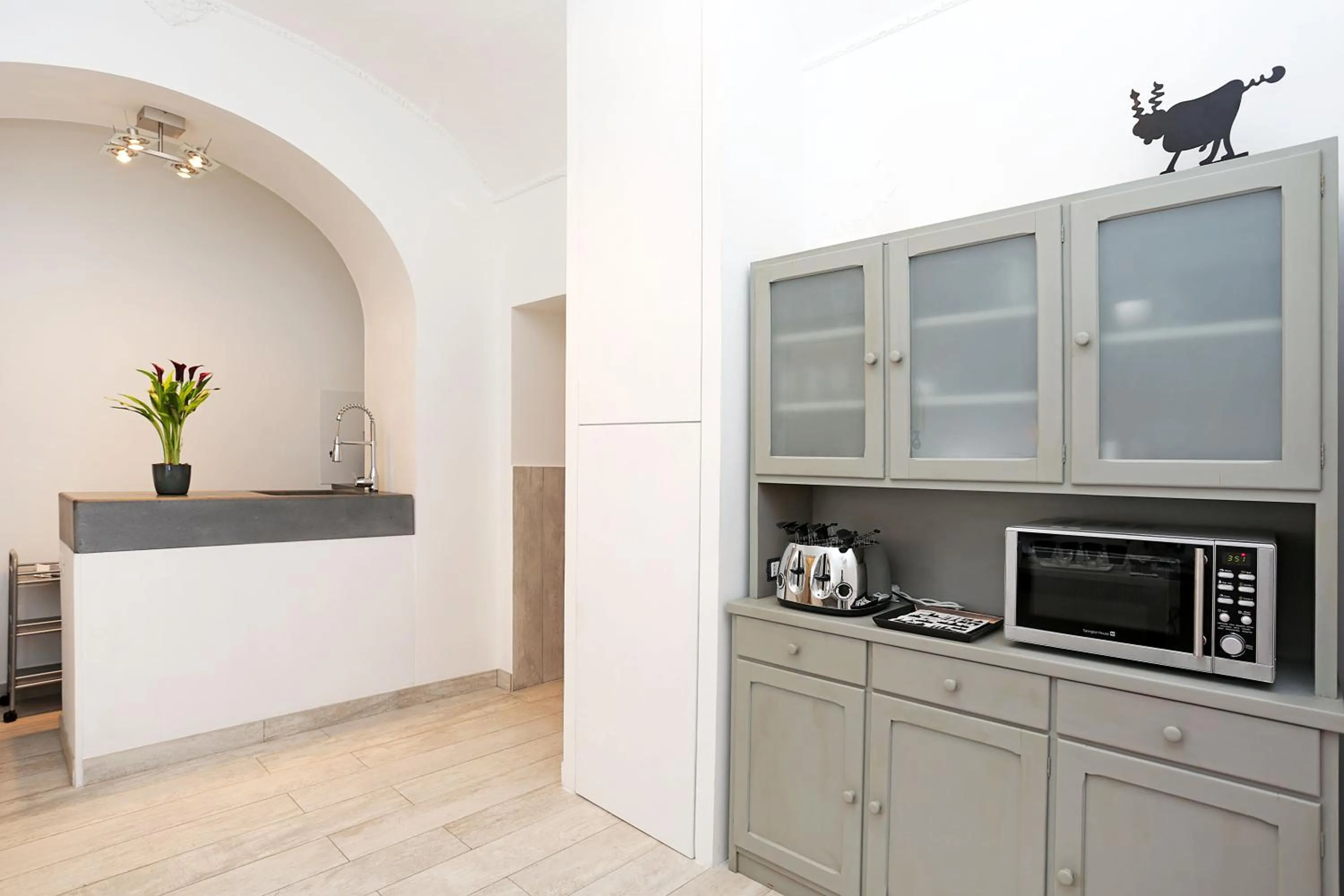 Restaurant/places to eat in Houspitality Nero Bed & Breakfast