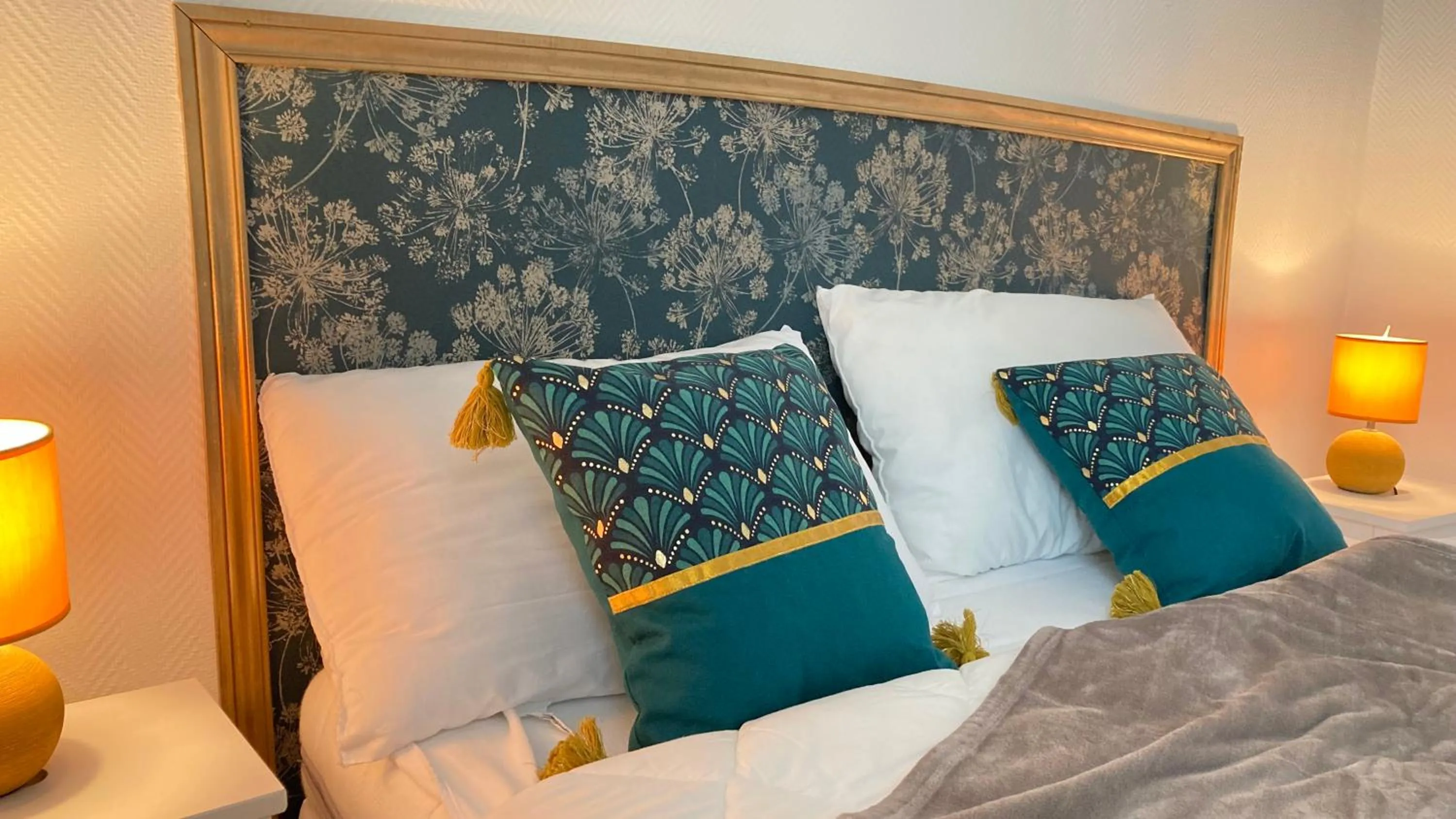 Bed in Château de Mons Armagnac