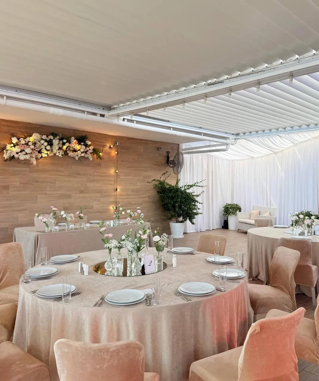 Restaurant/places to eat in Hotel Panorama De Luxe