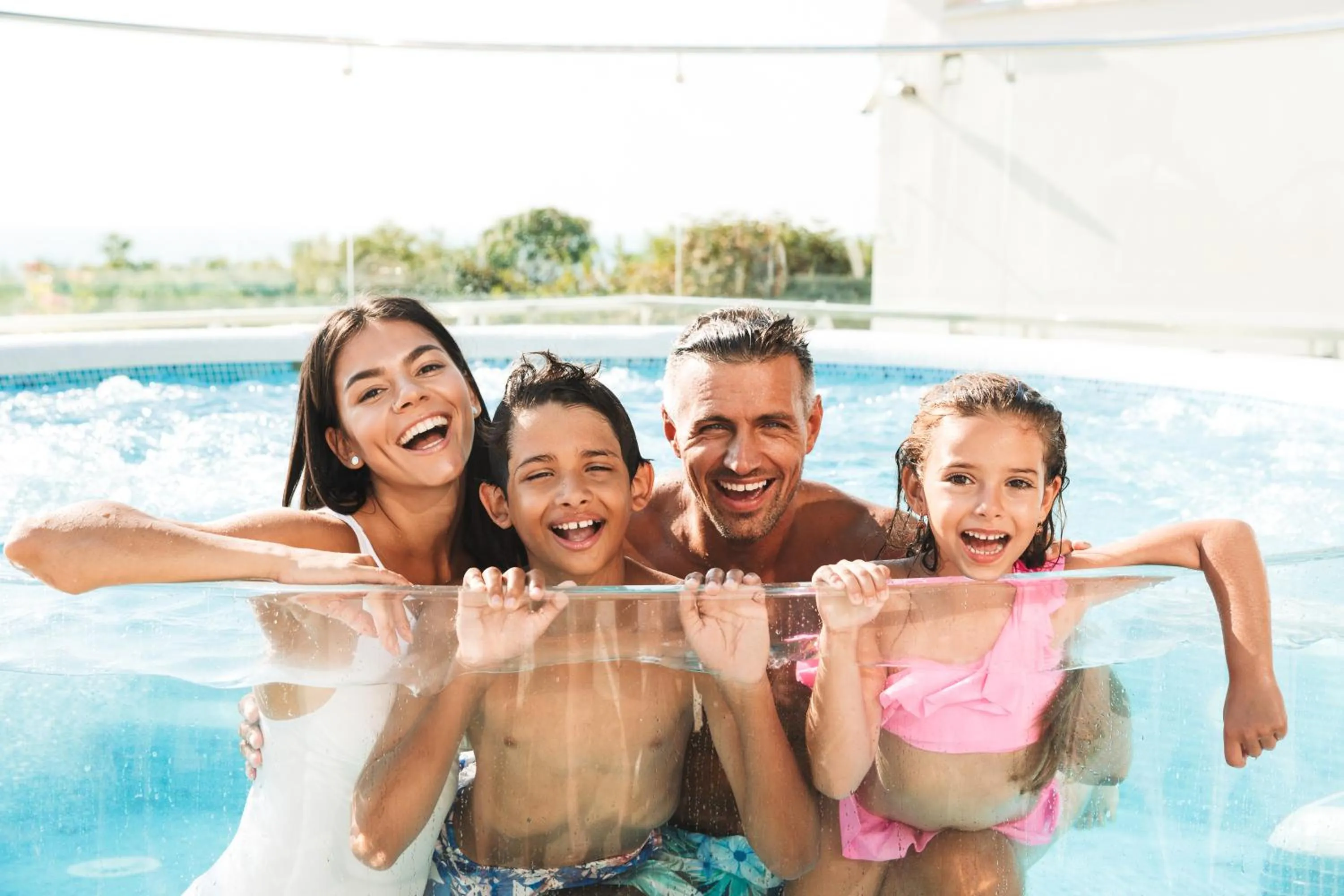 Swimming pool in Hotel Panorama De Luxe