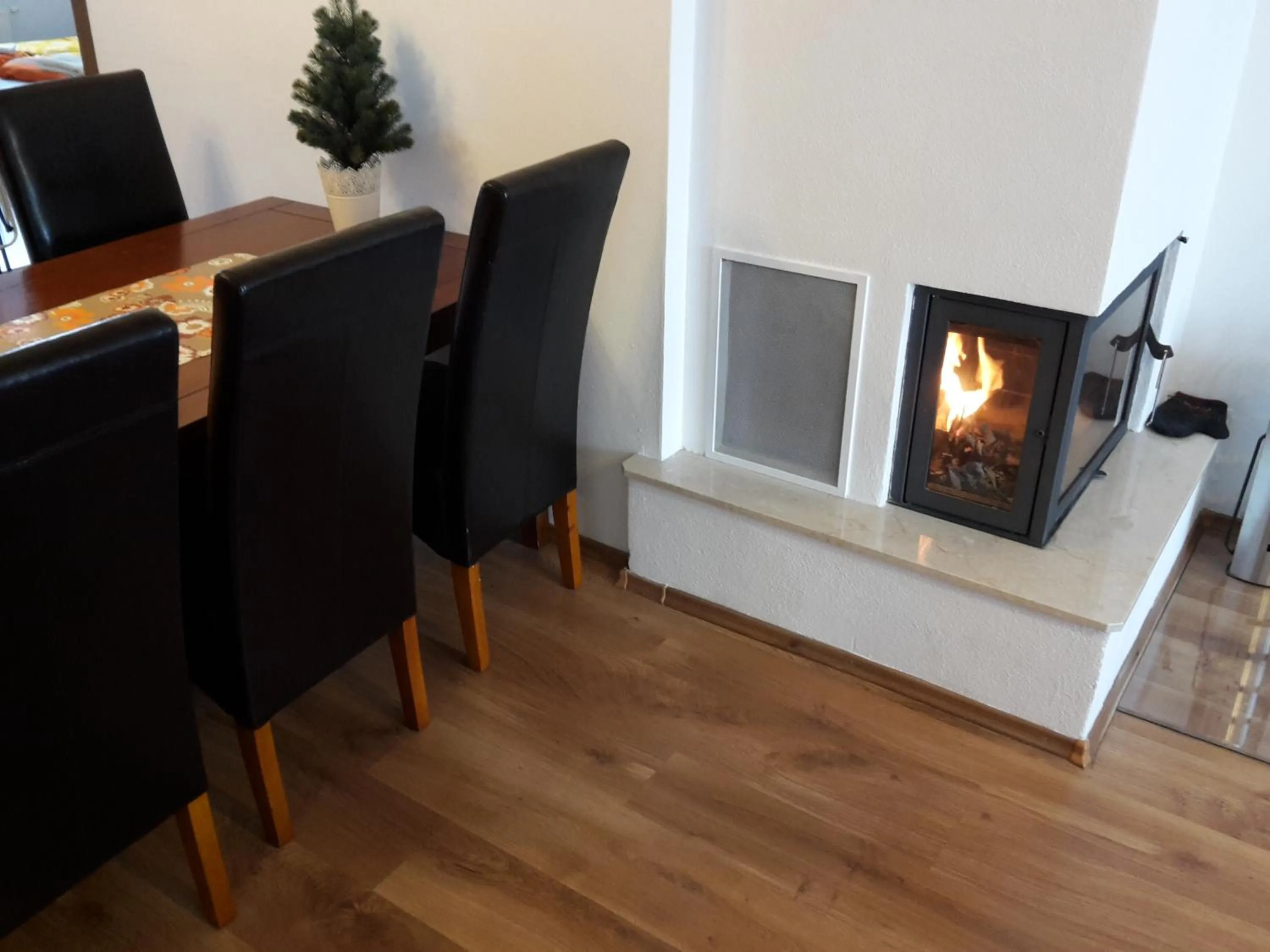 APARTMÁN SLAVKOV home & parking