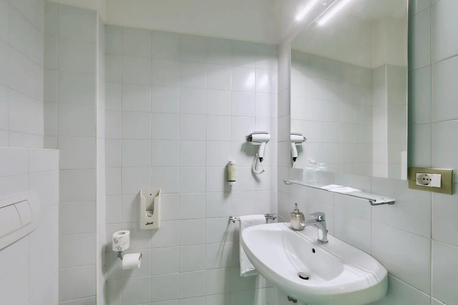 Bathroom in Hotel Tre Ville