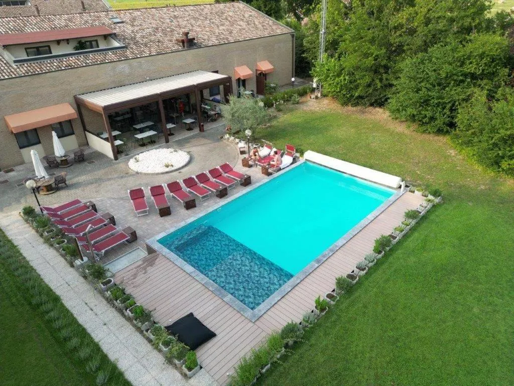 Pool view in Hotel Tre Ville