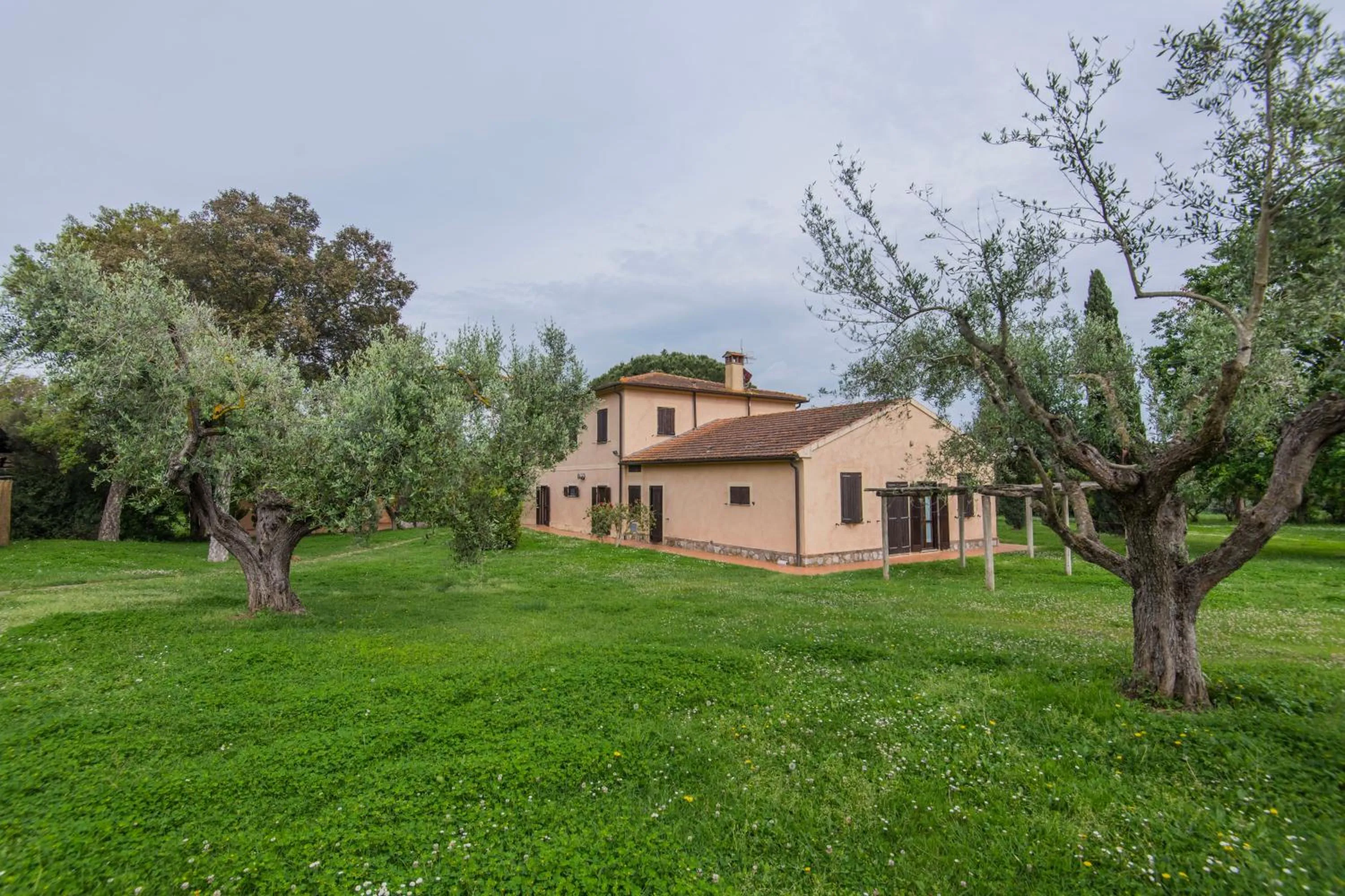 Property building in Tenuta Agricola dell'Uccellina