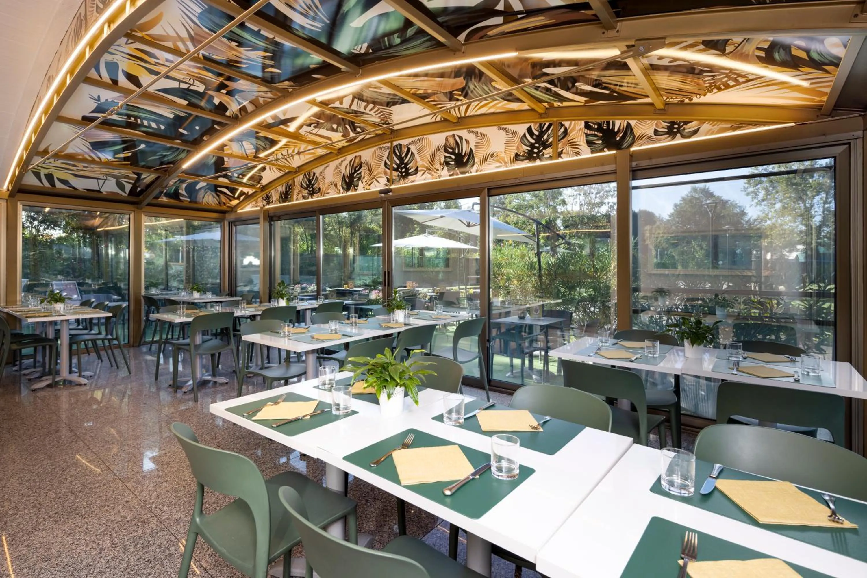 Restaurant/places to eat in Best Western Air Hotel Linate